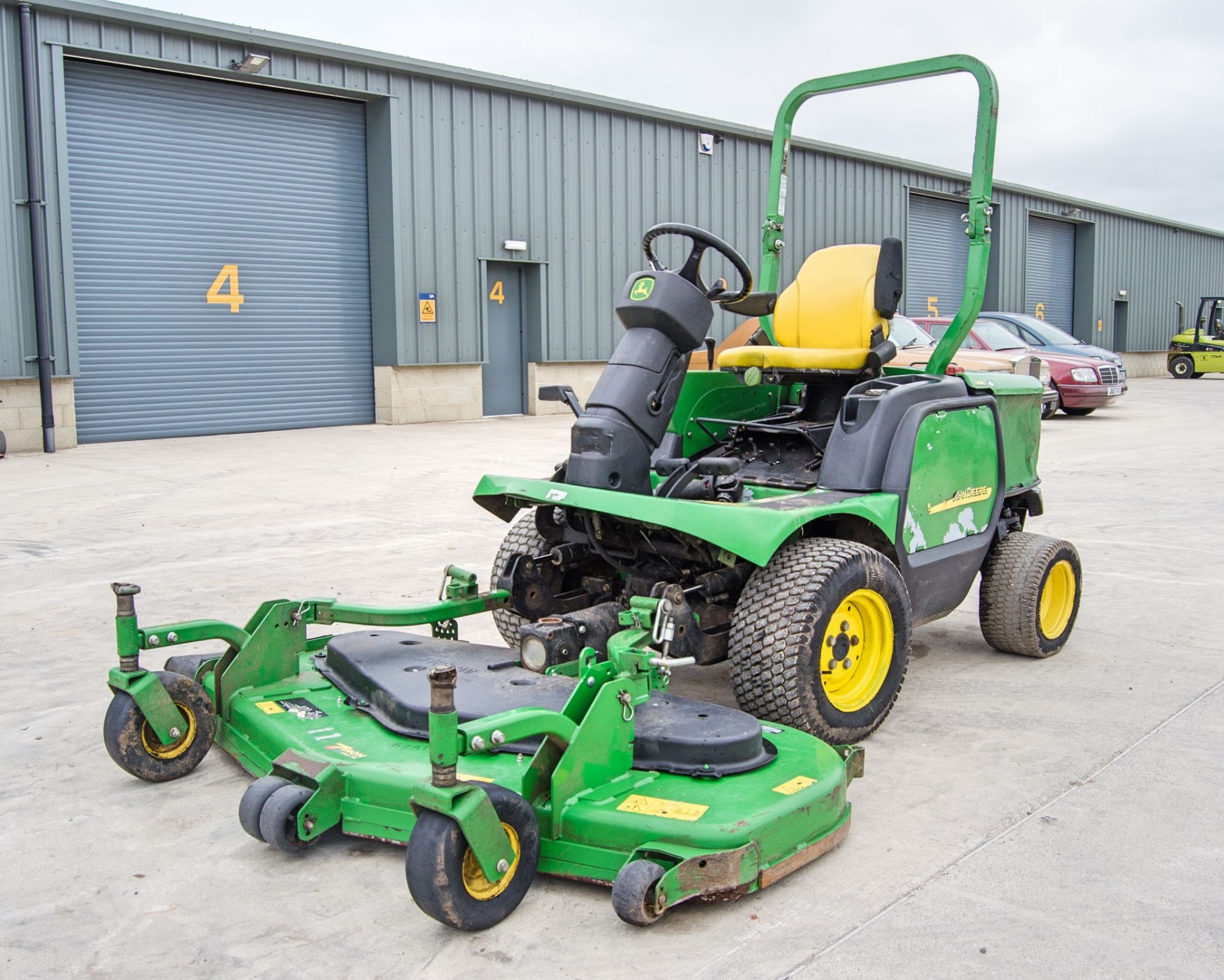 John Deere 1445 Series II 4WD diesel driven ride on mower Recorded Hours: 2360 c/w John Deere 7 iron