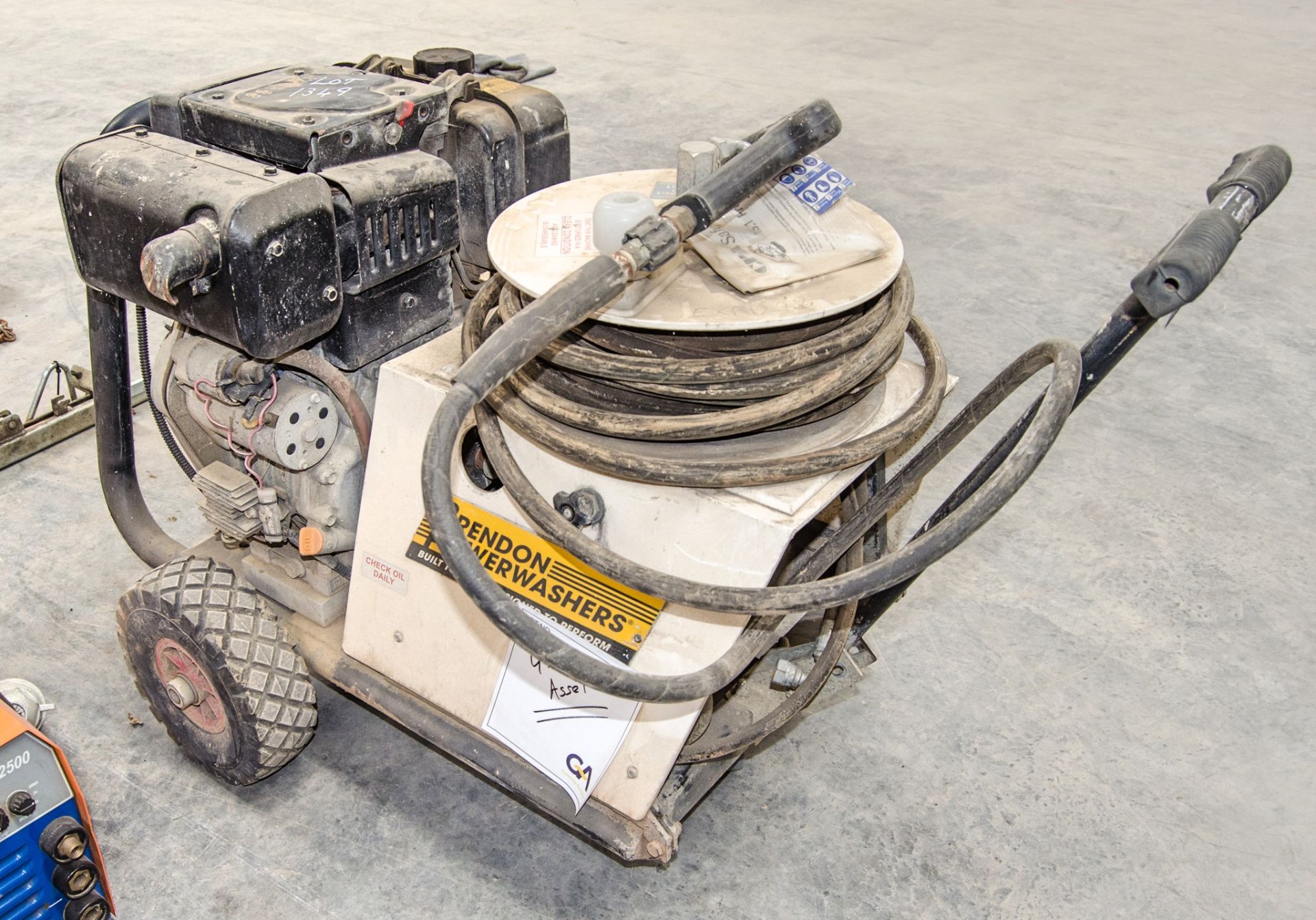 Brendon diesel driven pressure washer c/w lance