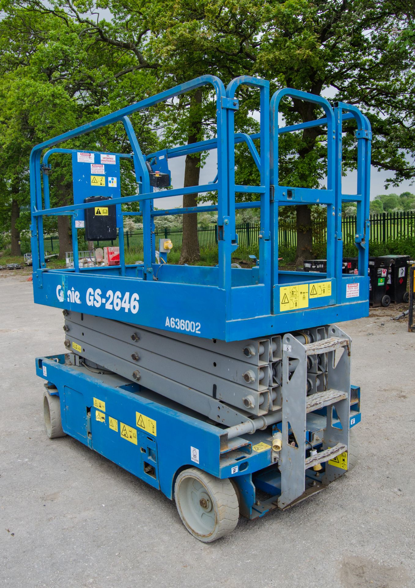 Genie GS2646 battery electric scissor lift access platform Year: 2014 S/N: 12178 Recorded Hours: 151 - Image 2 of 8