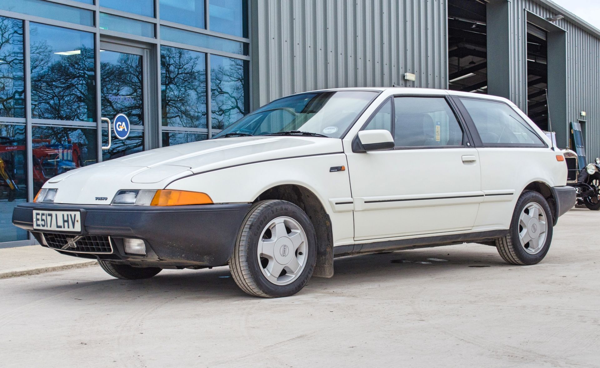 1987 Volvo 480 ES 1721CC 3 door hatchback