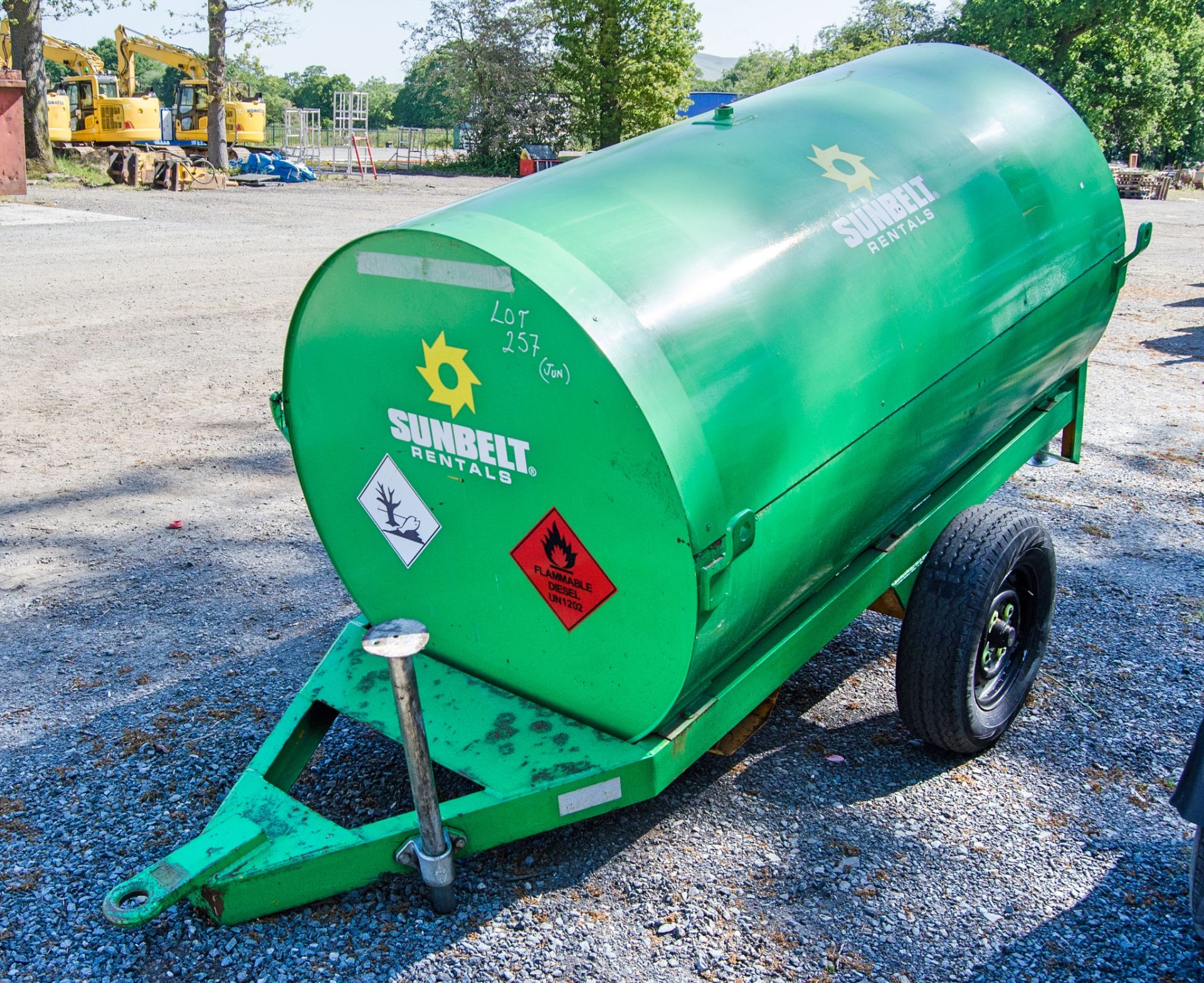 Trailer Engineering 950 litre bunded site tow fuel bowser c/w manual pump, delivery hose & nozzle