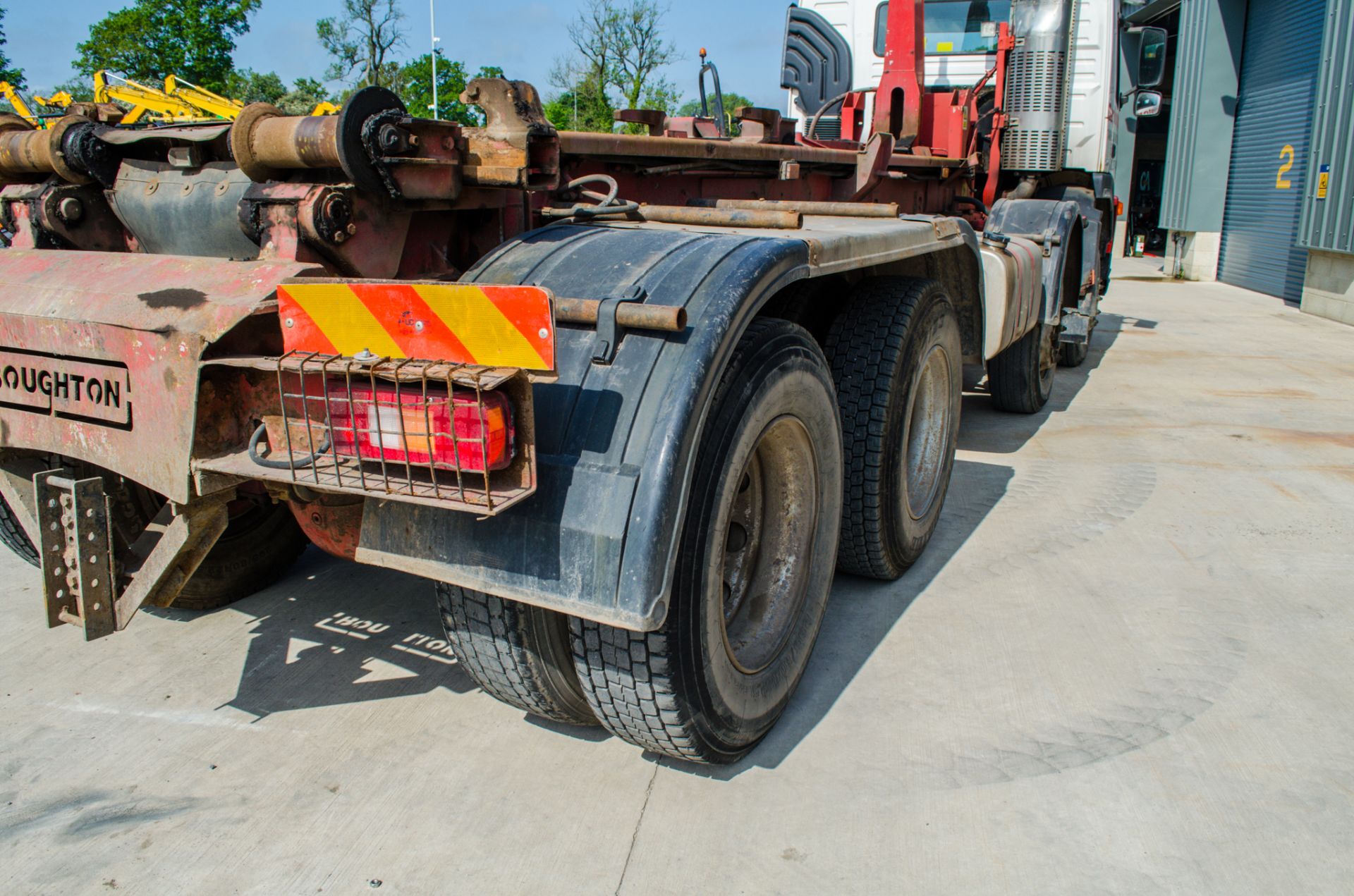 Volvo FM400 8x4 Euro 6 32 tonne hook loader lorry Registration Number: PO56 OFV Date of - Image 17 of 27