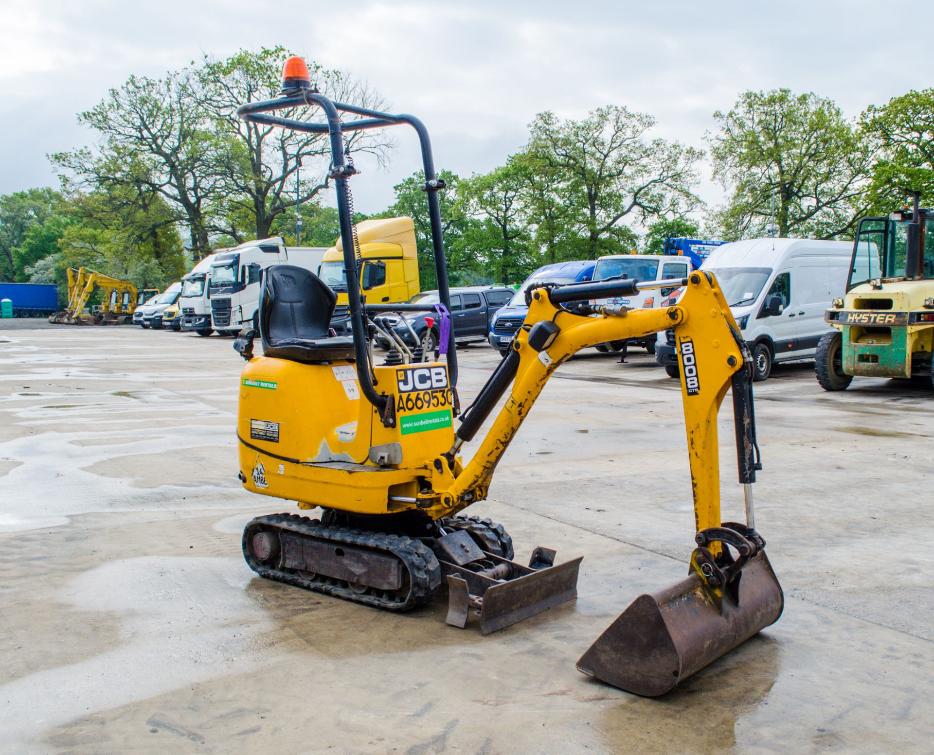 JCB 8008 CTS 0.8 tonne rubber tracked micro excavator Year: 2015 S/N: 2410905 Recorded Hours: 1769 - Image 2 of 21