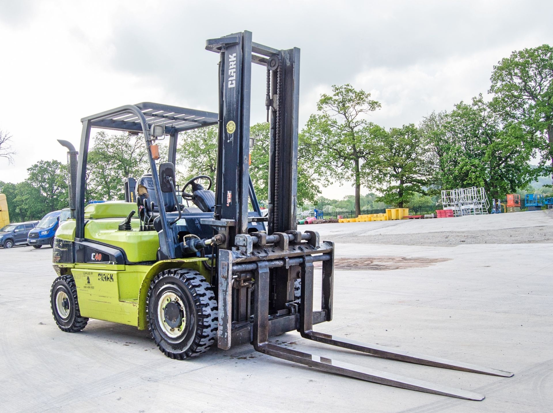 Clark C40D 4 tonne diesel driven fork lift truck Year: 2014 S/N: 9913 Recorded Hours: 4484 N628404 - Image 2 of 21