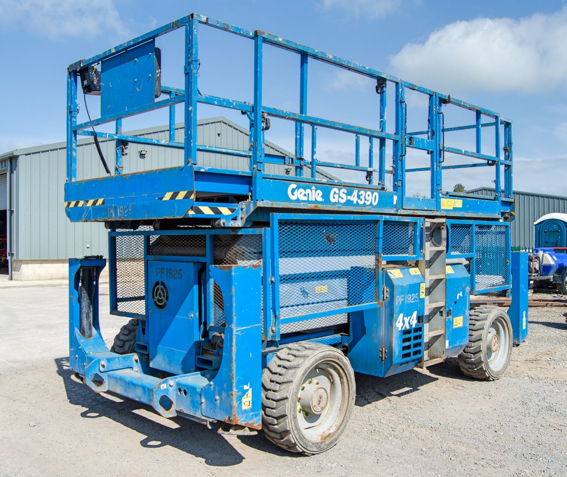 Genie GS4390 diesel driven scissor lift access platform Year: 2014 S/N: 49379 Recorded Hours: 1886