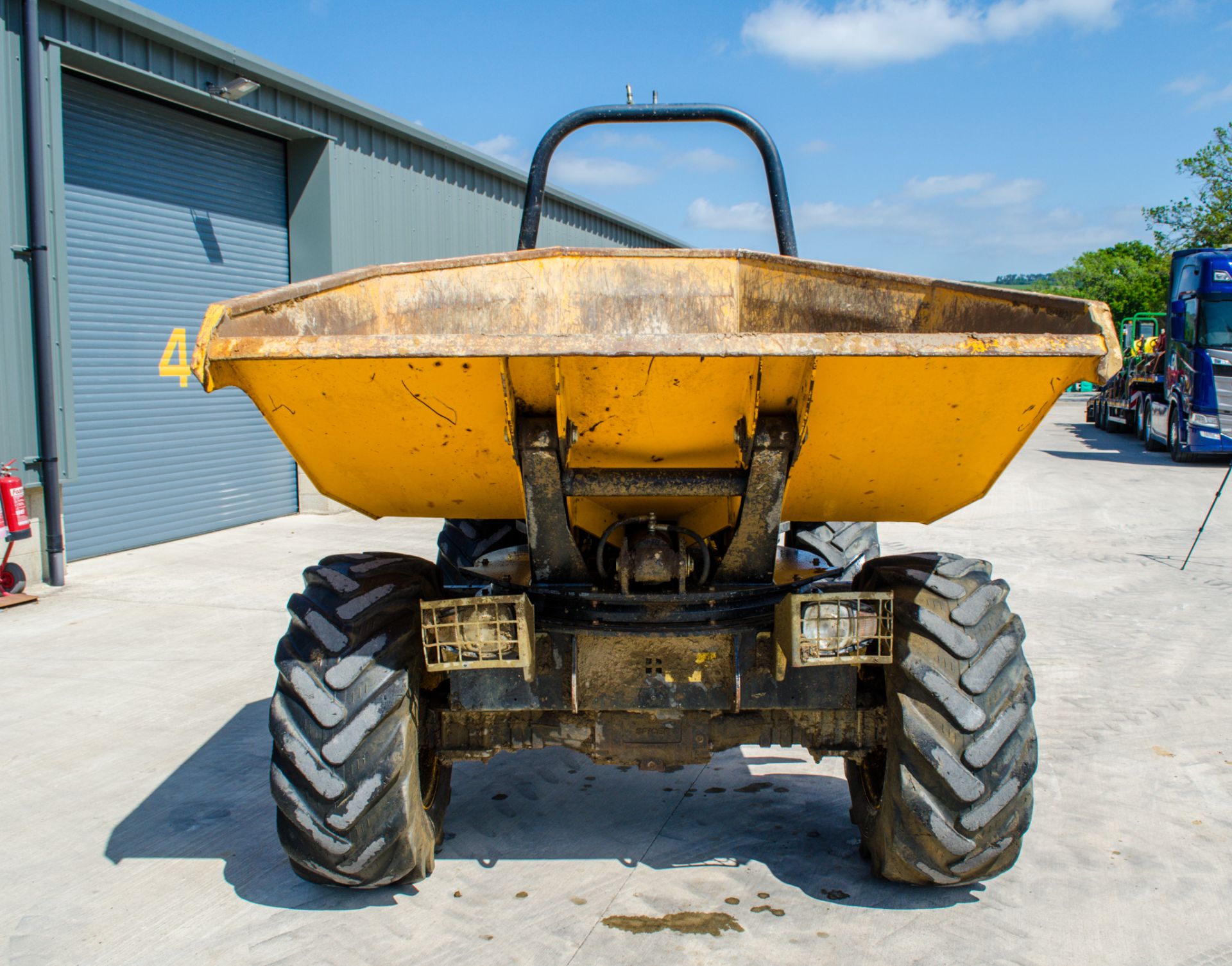 JCB 6 tonne swivel skip dumper Year: 2015 S/N: FRL8670 Recorded Hours: 1976 ** Swivel function - Image 5 of 20