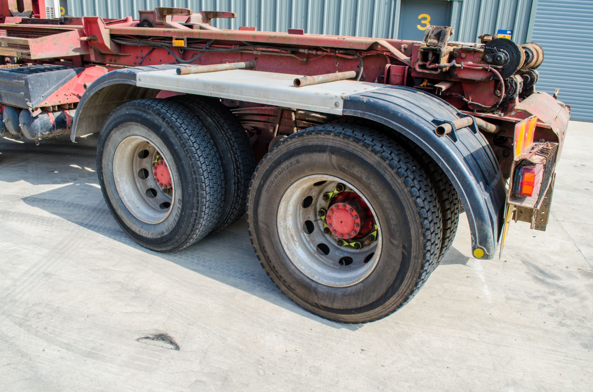 Volvo FM400 8x4 Euro 6 32 tonne hook loader lorry Registration Number: PO56 OFV Date of - Image 18 of 27