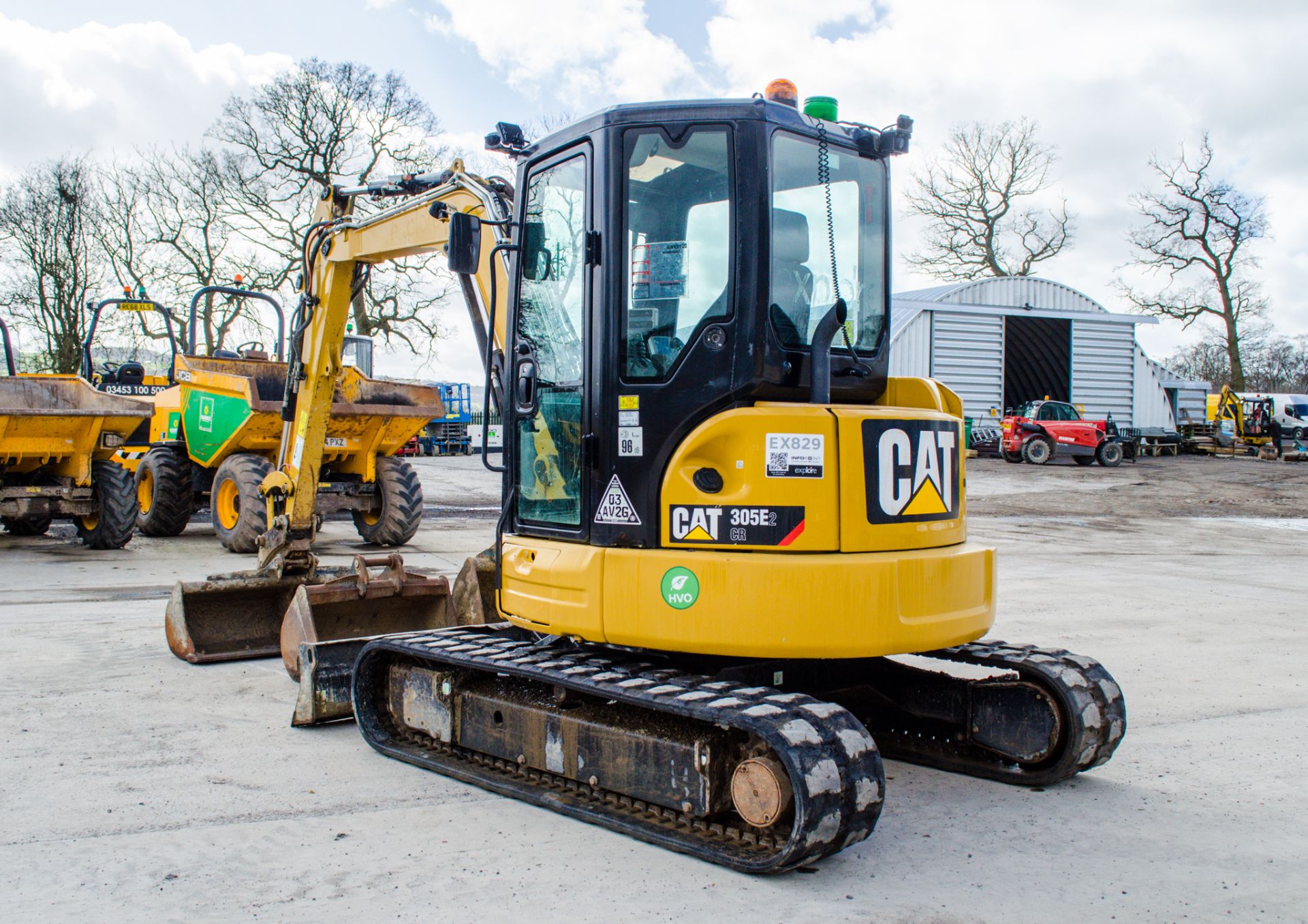 Caterpillar 305E2 5 tonne rubber tracked midi excavator Year: 2018 S/N: 5M08181 Recorded Hours: 2628 - Image 4 of 23