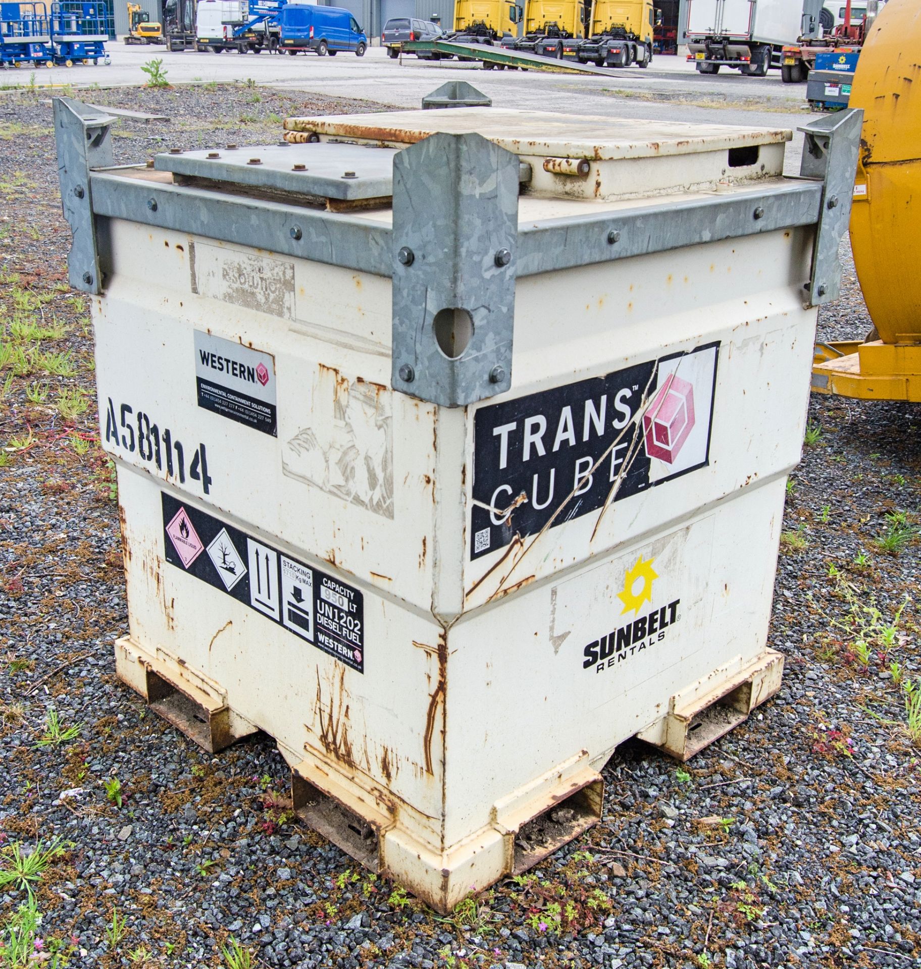 Western Transcube 950 litre bunded static fuel bowser A581114 - Image 2 of 3
