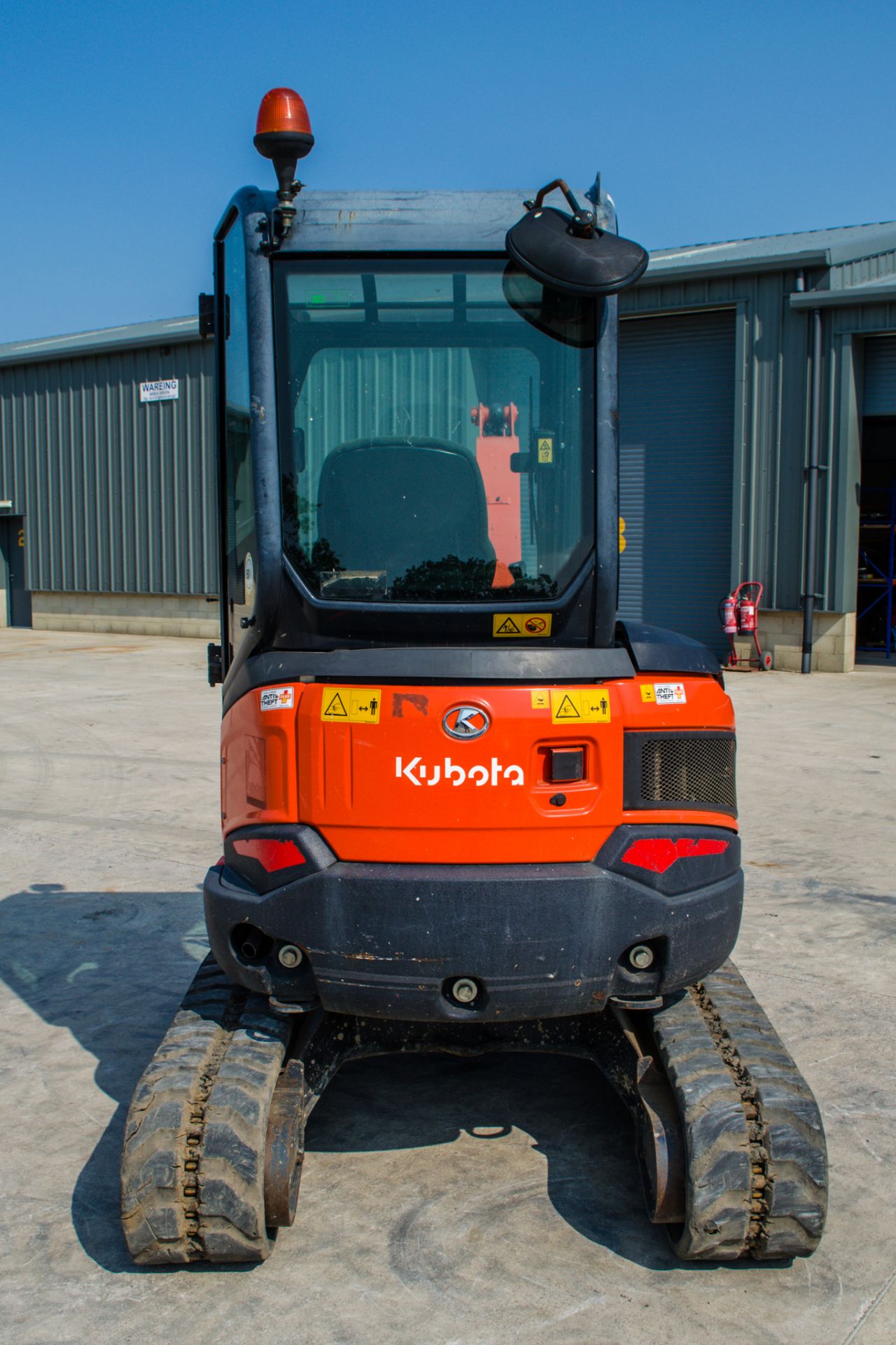 Kubota U27-4 2.7 tonne rubber tracked mini excavator Year: 2016 S/N: 58743 Recorded Hours: 3288 - Image 6 of 21