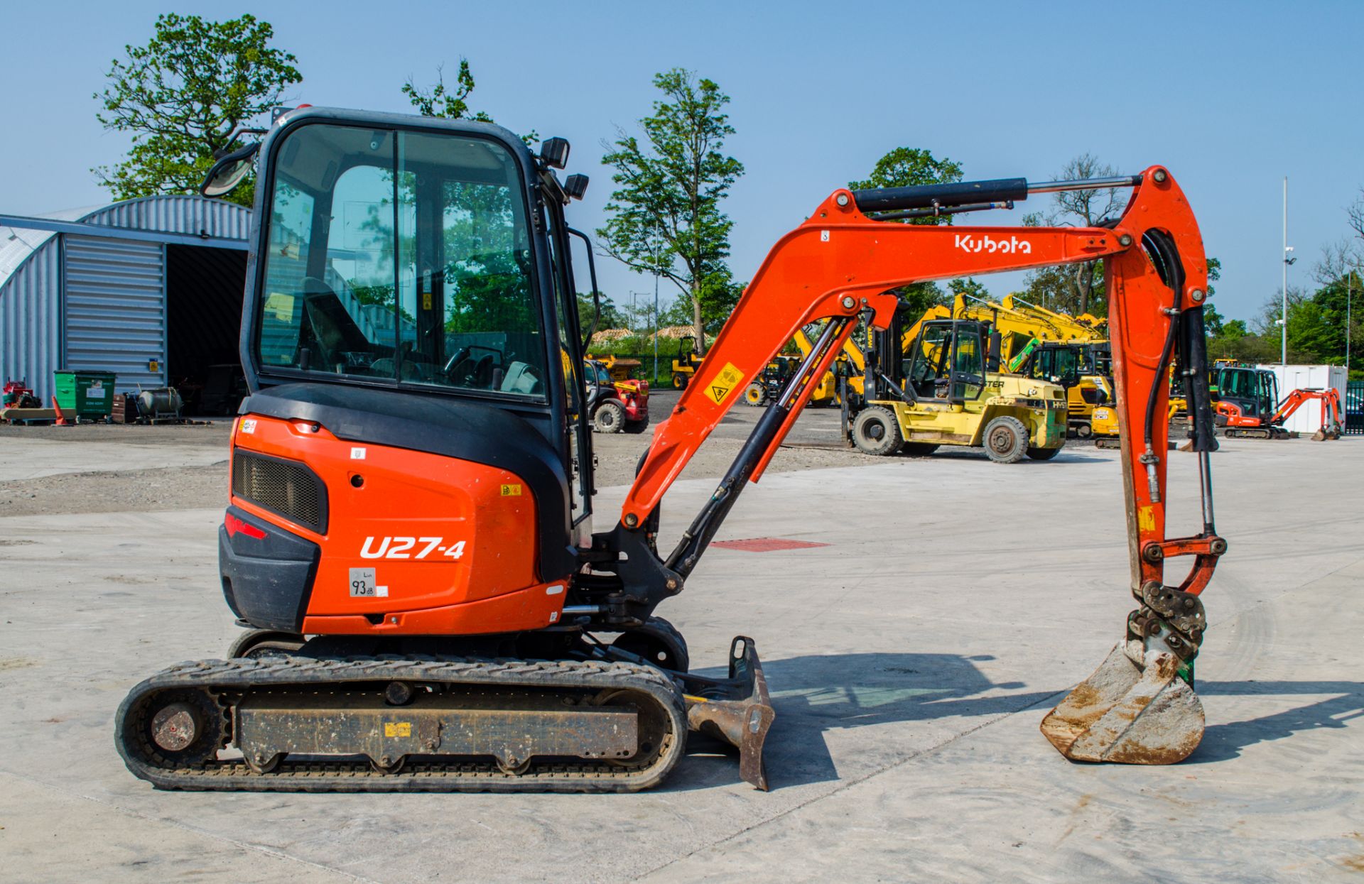 Kubota U27-4 2.7 tonne rubber tracked mini excavator Year: 2016 S/N: 58743 Recorded Hours: 3288 - Image 8 of 21