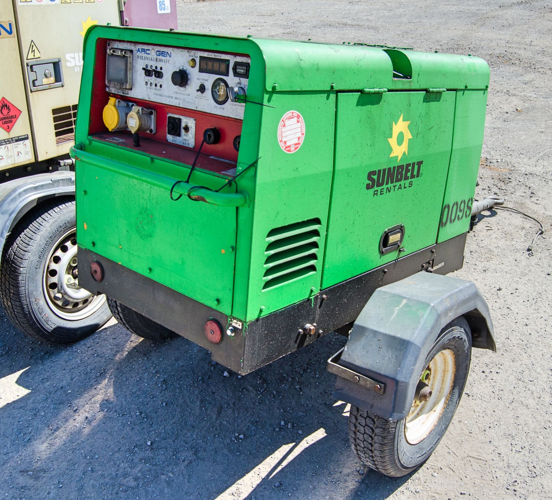 Arc Gen Weldmaker 300 AVC diesel driven fast tow welder/generator Recorded Hours: 6225 0095 - Image 2 of 5