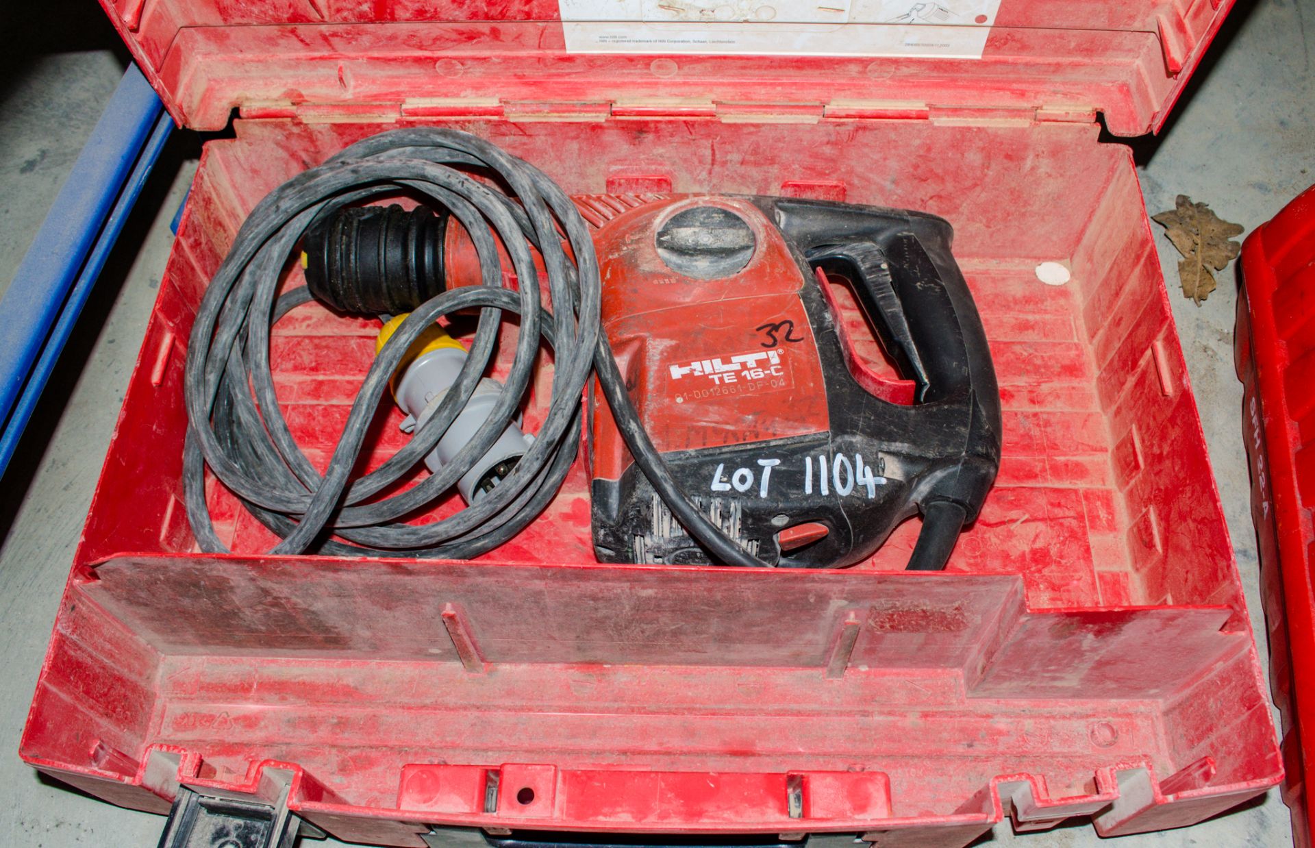 Hilti TE16-C 110v SDS rotary hammer drill c/w carry case AS32