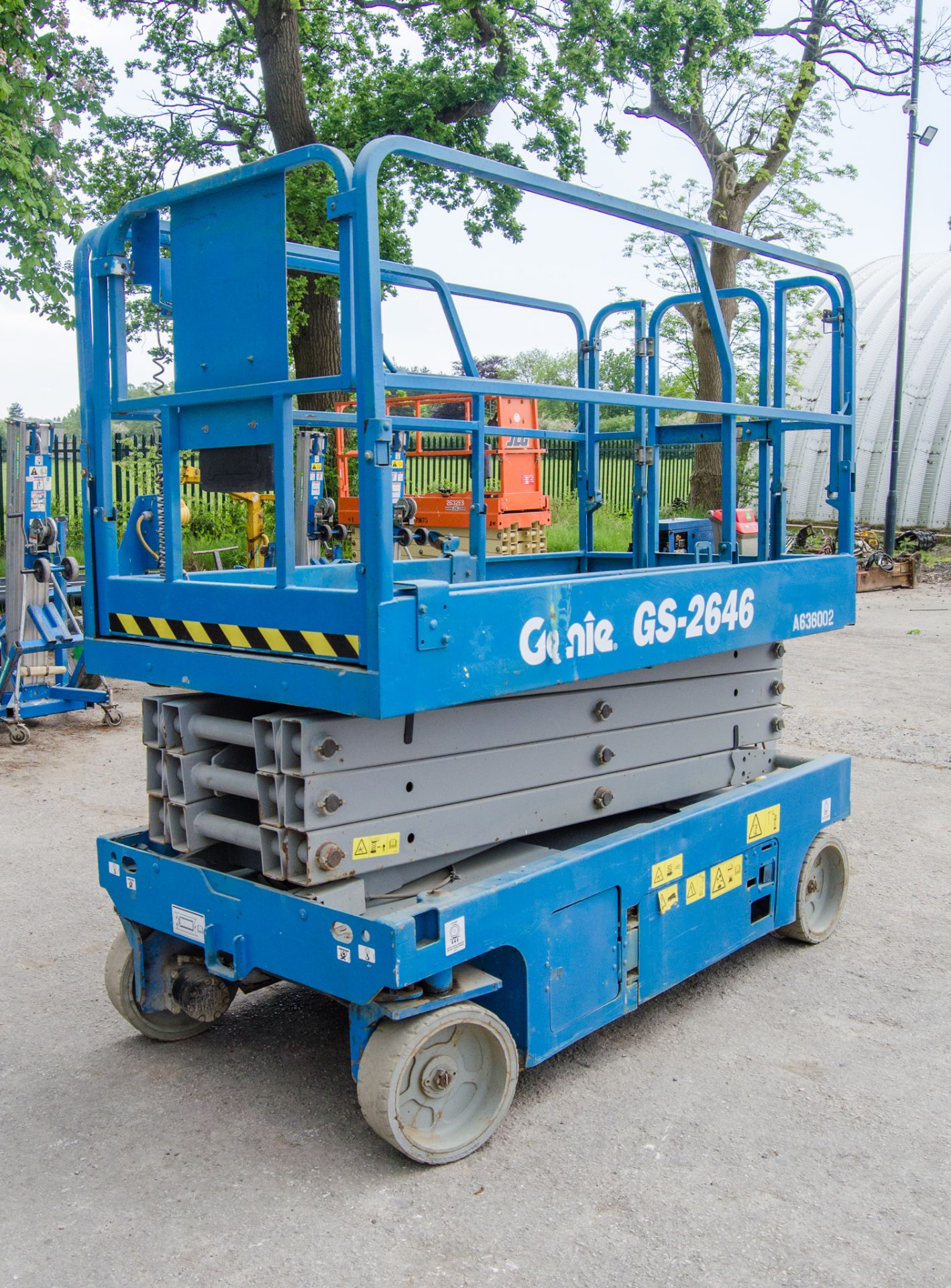 Genie GS2646 battery electric scissor lift access platform Year: 2014 S/N: 12178 Recorded Hours: 151 - Image 3 of 8