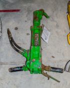 Terex hydraulic anti-vibe breaker A734057