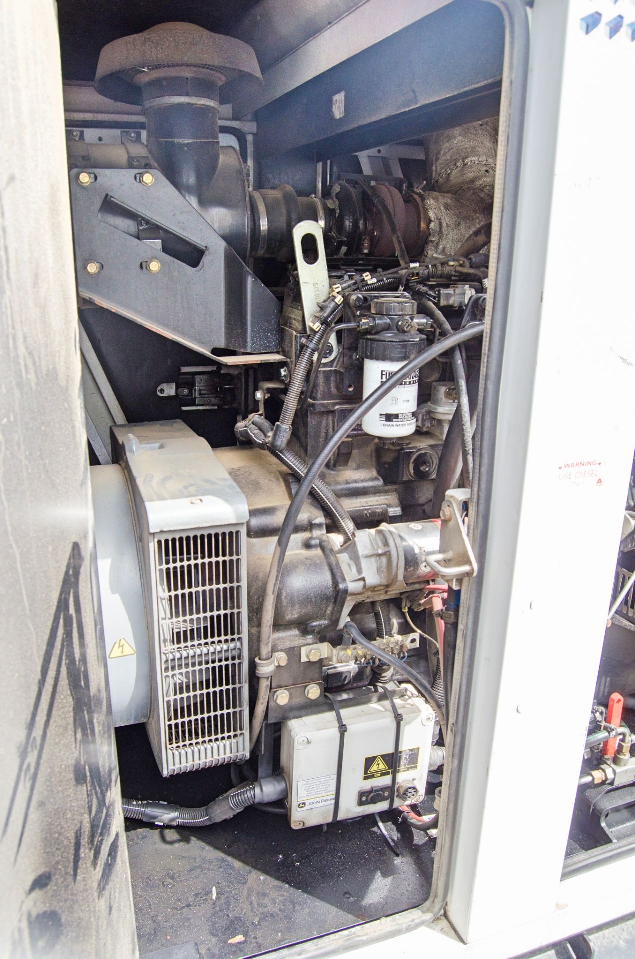 SDMO R110 110 kva diesel driven generator Recorded hours: 27952 A604123 - Image 6 of 8