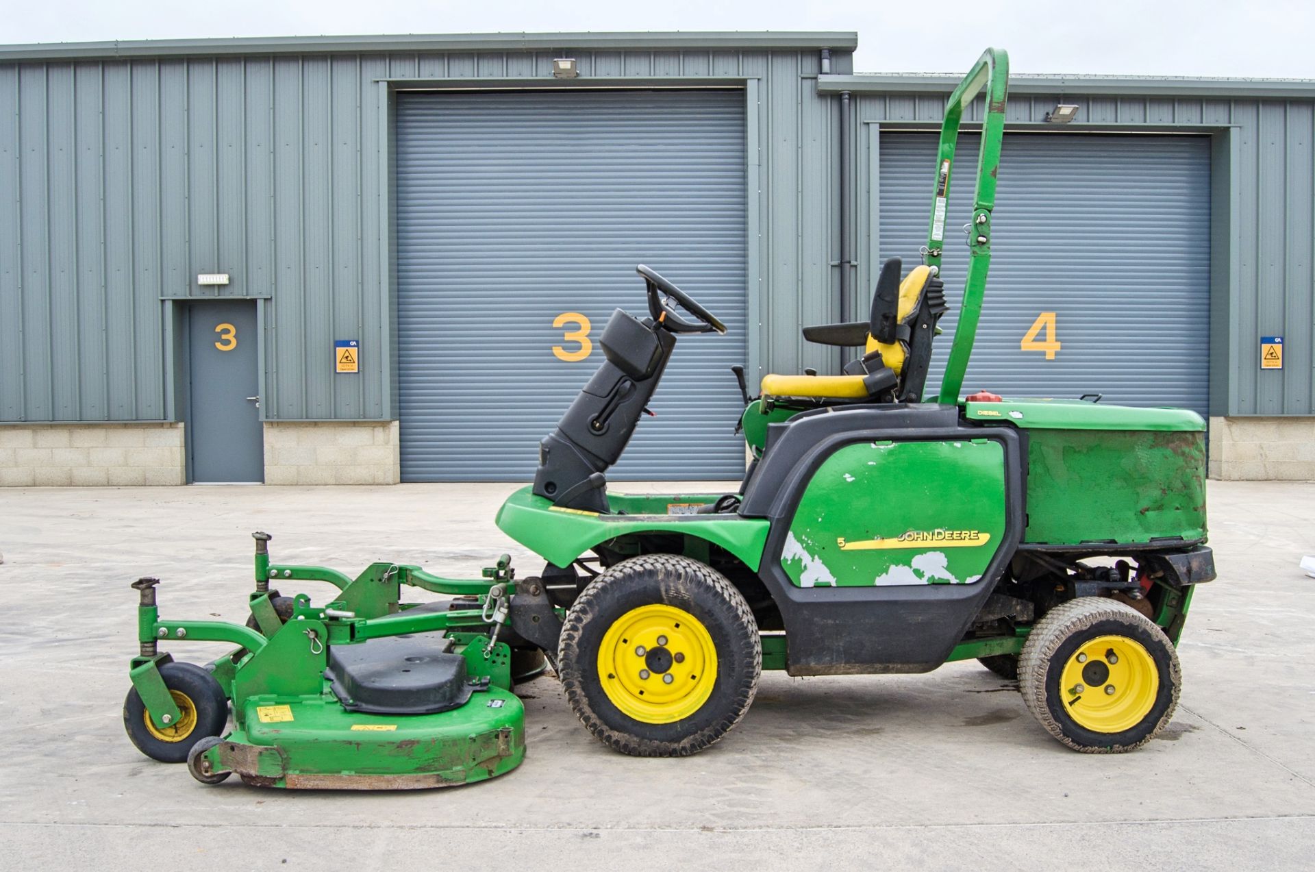 John Deere 1445 Series II 4WD diesel driven ride on mower Recorded Hours: 2360 c/w John Deere 7 iron - Image 7 of 14