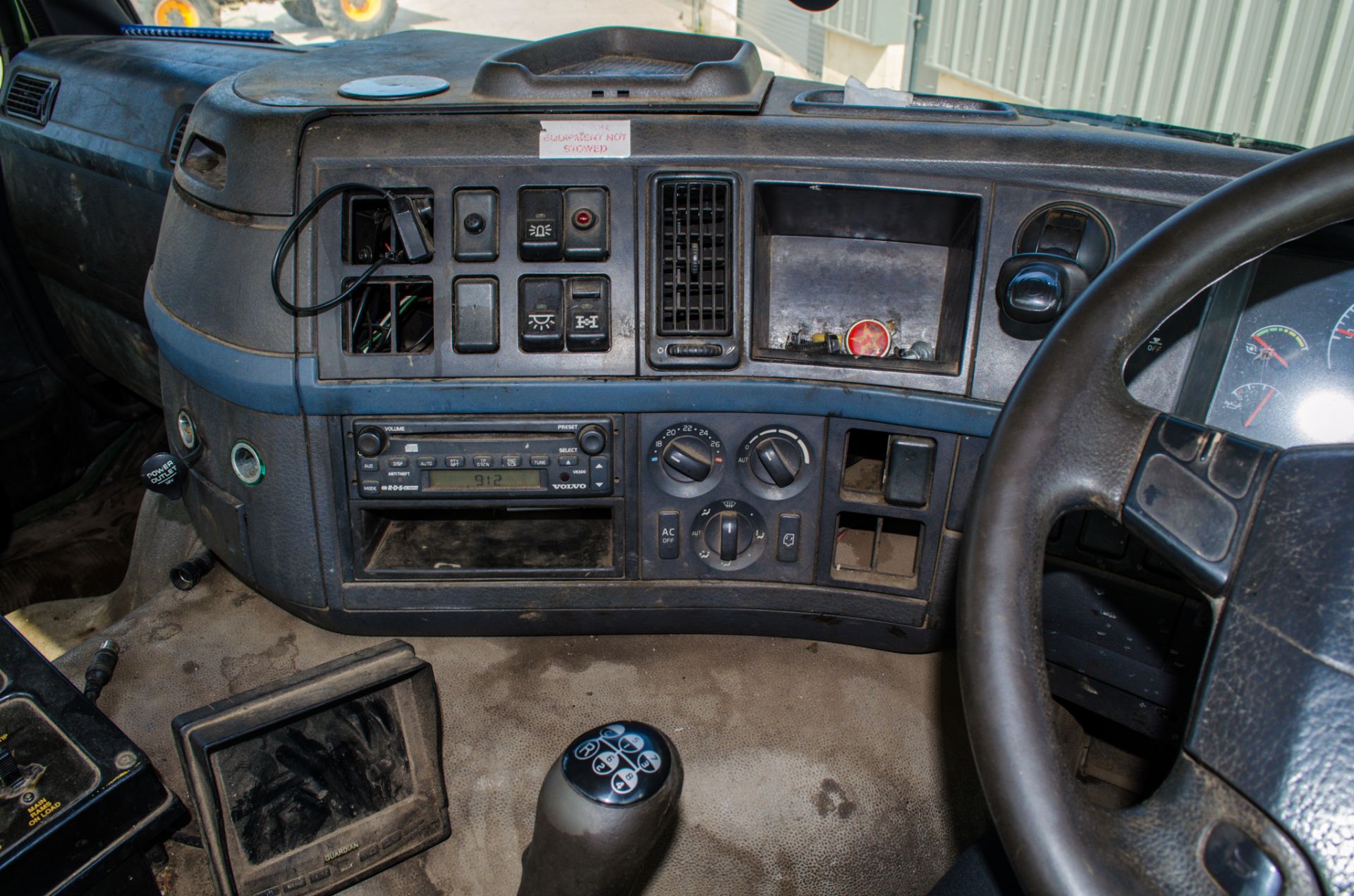 Volvo FM400 8x4 Euro 6 32 tonne hook loader lorry Registration Number: PO56 OFV Date of - Image 26 of 27