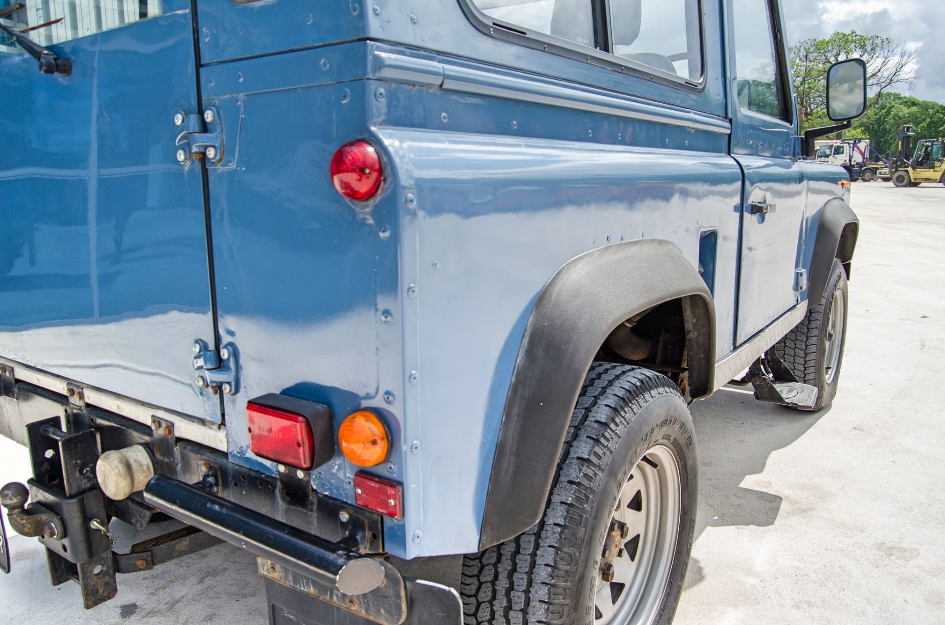 Land Rover 90 2.5 200 Tdi diesel 4wd utility vehicle Registration Number: E28 AYS Date of - Image 12 of 42