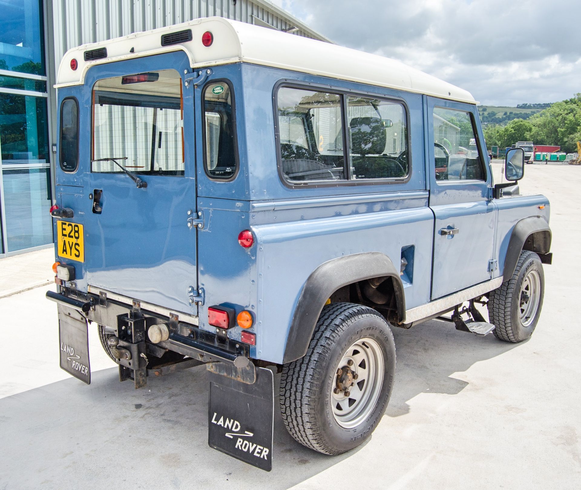 Land Rover 90 2.5 200 Tdi diesel 4wd utility vehicle Registration Number: E28 AYS Date of - Image 4 of 42