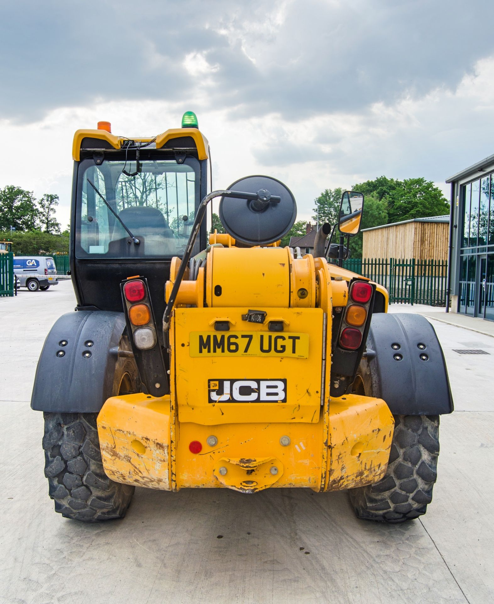 JCB 540-140 Hi-Viz 14 metre telescopic handler Year: 2018 S/N: 2573224 Recorded Hours: 6016 Recently - Image 6 of 23