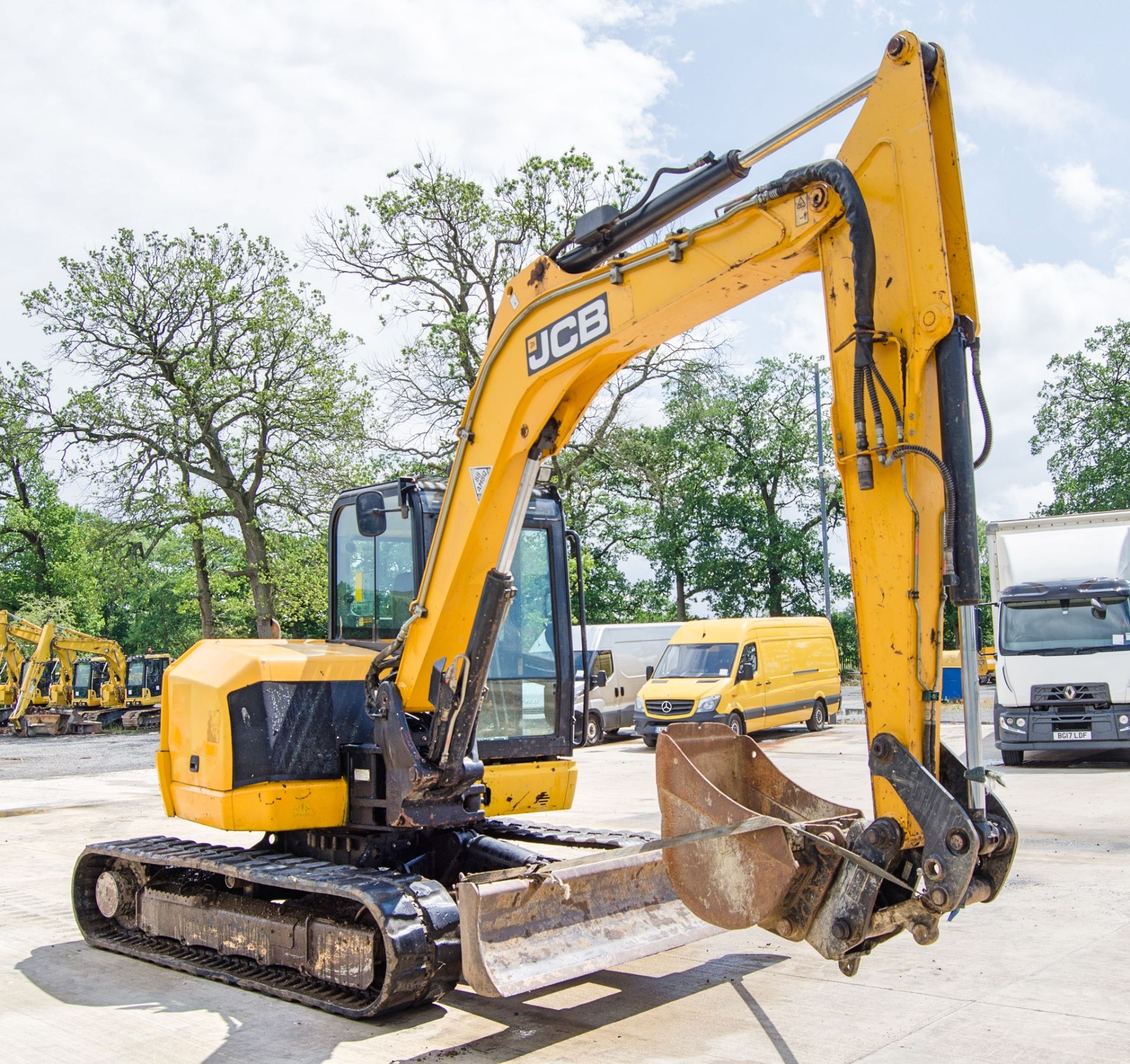 JCB 86C-1 8.5 tonne tubber tracked excavator Year: 2015 S/N: 2250128 Recorded Hours: 5207 blade, - Image 2 of 26