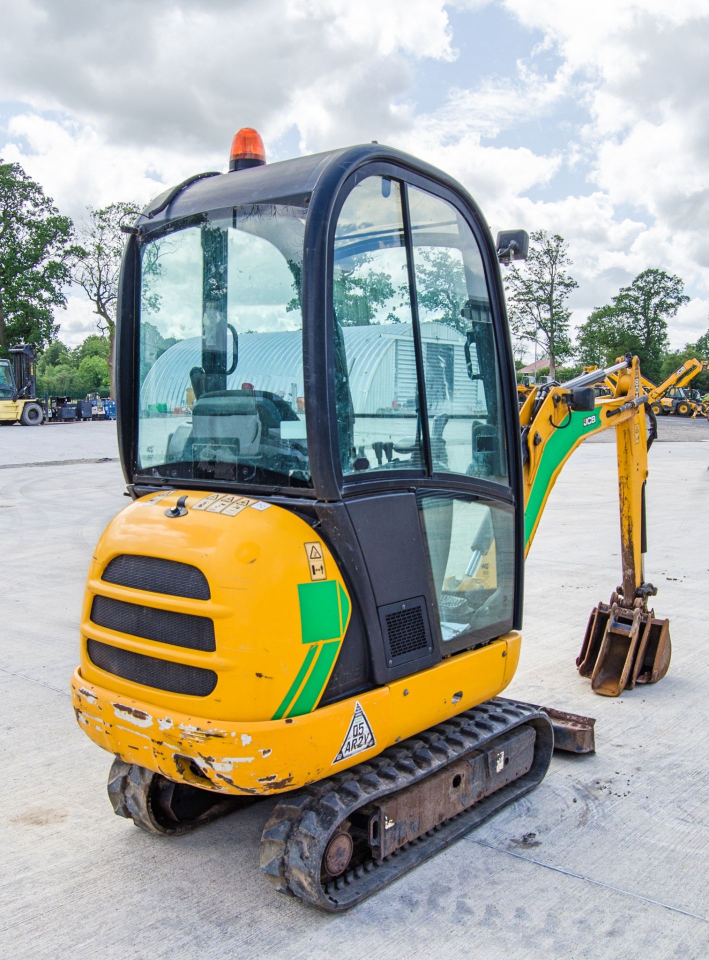 JCB 8018 1.5 tonne rubber tracked mini excavator Year: 2017 S/N: 2545638 Recorded Hours: 1173 blade, - Image 3 of 26