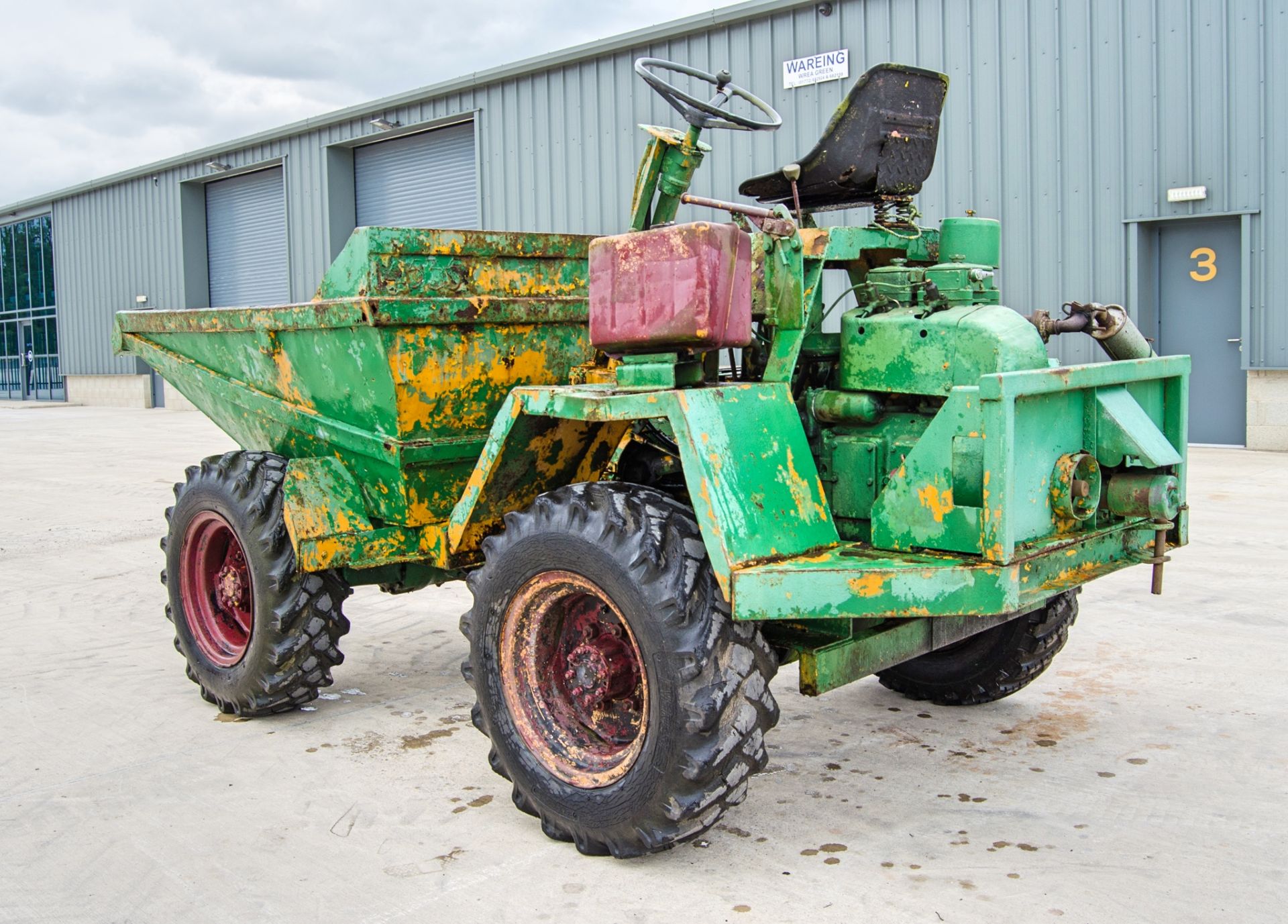 3 tonne straight skip dumper ** No VAT on hammer price but VAT will be charged on the buyers premium - Image 4 of 22