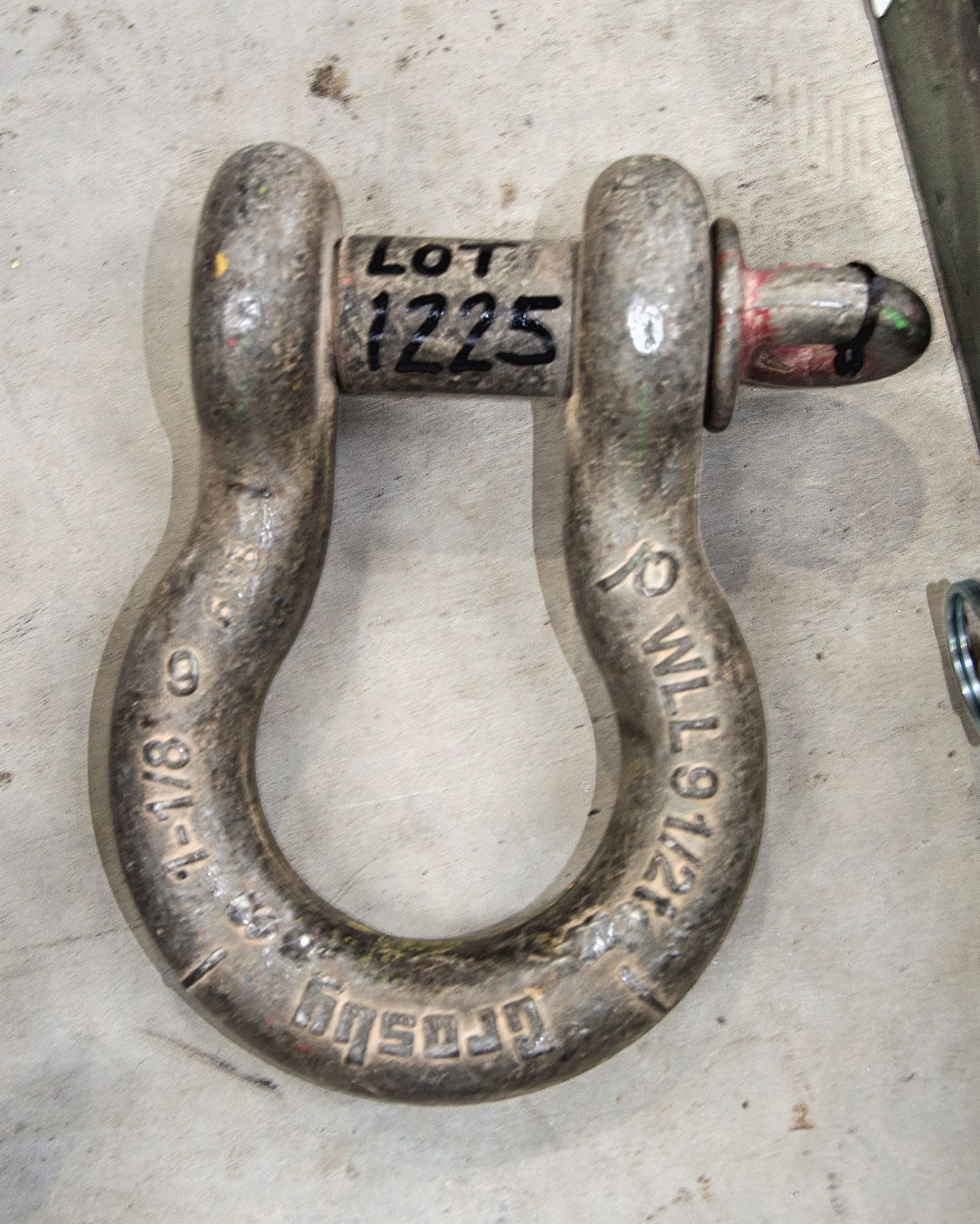 Crosby 9.5 tonne shackle INT13615.111