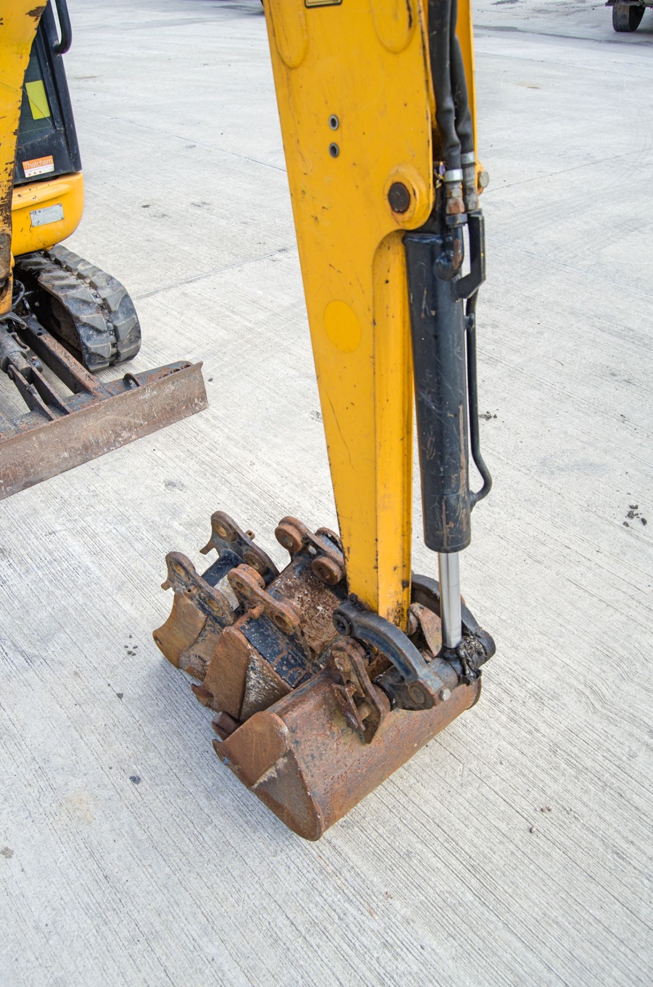 JCB 8018 1.5 tonne rubber tracked mini excavator Year: 2017 S/N: 2545638 Recorded Hours: 1173 blade, - Image 14 of 26