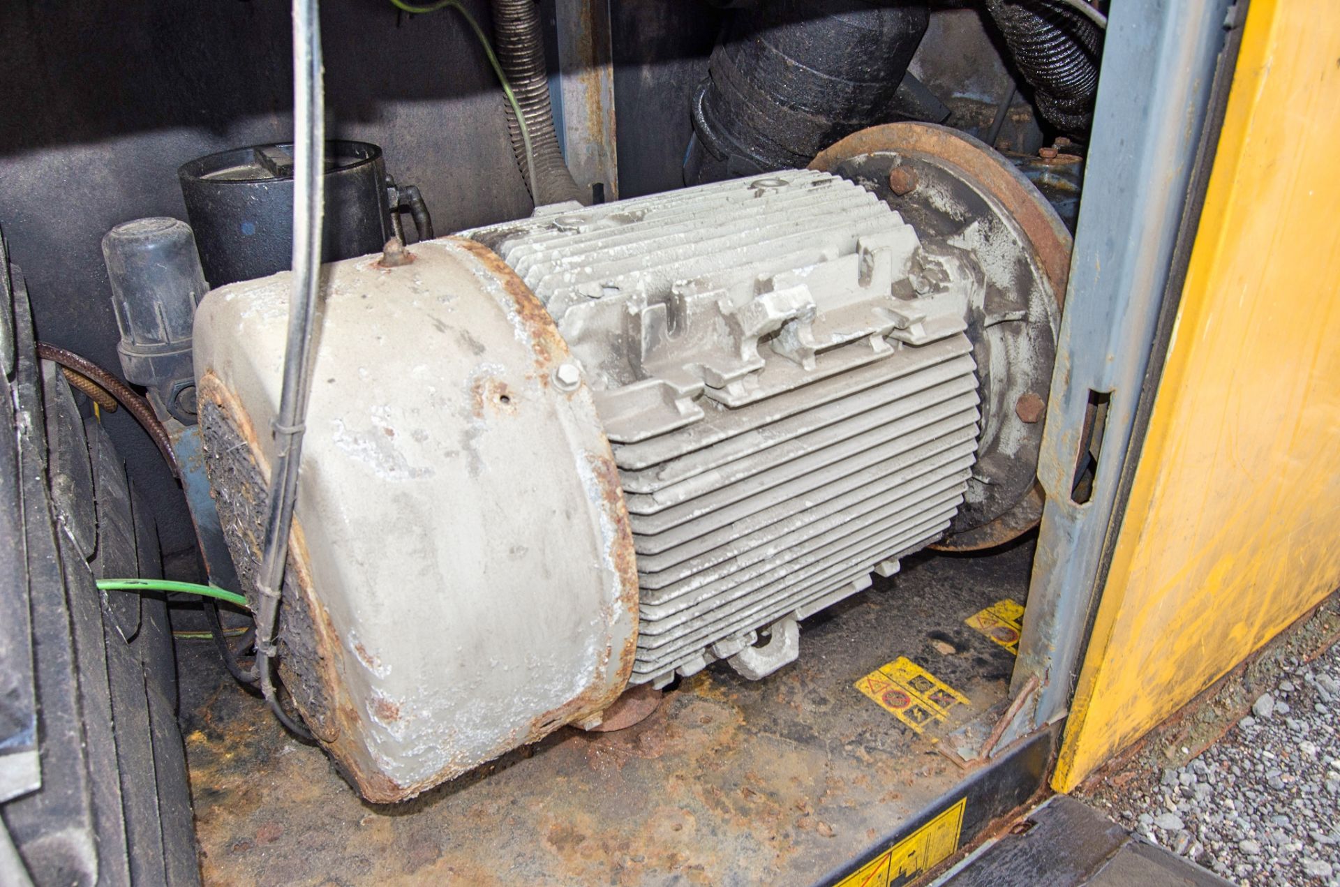 Atlas Copco GA37 3 phase electric air compressor Year: 2003 S/N: 385598 RMS34226 HY9580 - Image 10 of 10