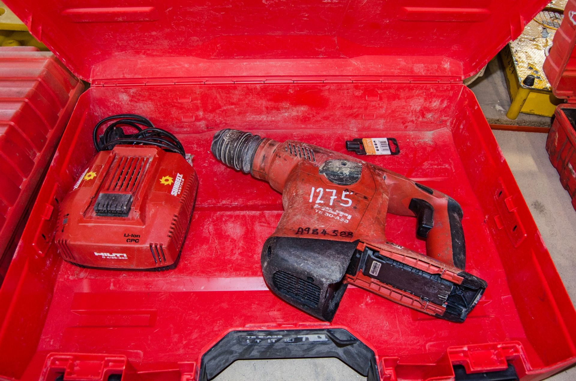 Hilti TE30-A36 36v cordless SDS rotary hammer drill c/w charger and carry case ** No battery **