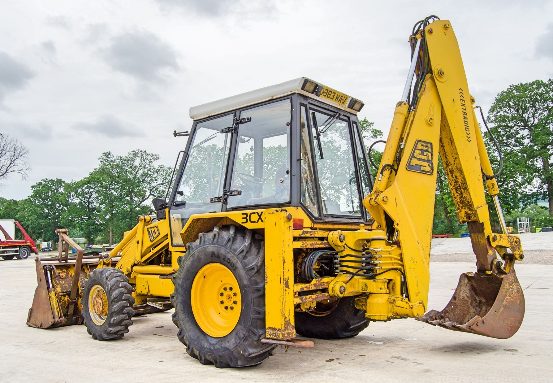 JCB 3CX Sitemaster 4 wheel drive backhoe loader Year: 1985 Recorded Hours: 4862 c/w V5C, 4-in-1 - Image 4 of 24