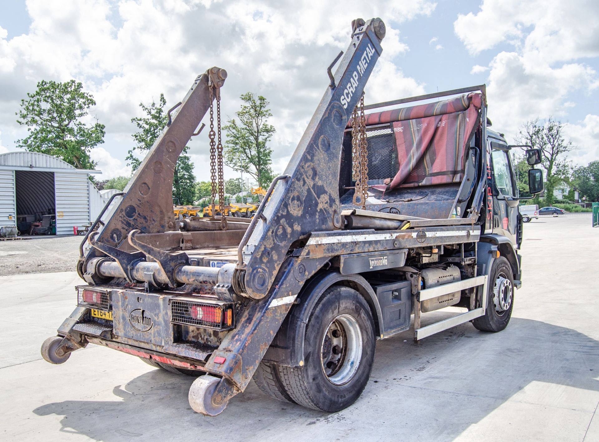 DAF LF 220 FA 18 tonne 4x2 skip loader lorry Registration Number: EY64 TKF Date of Registration: - Image 3 of 27