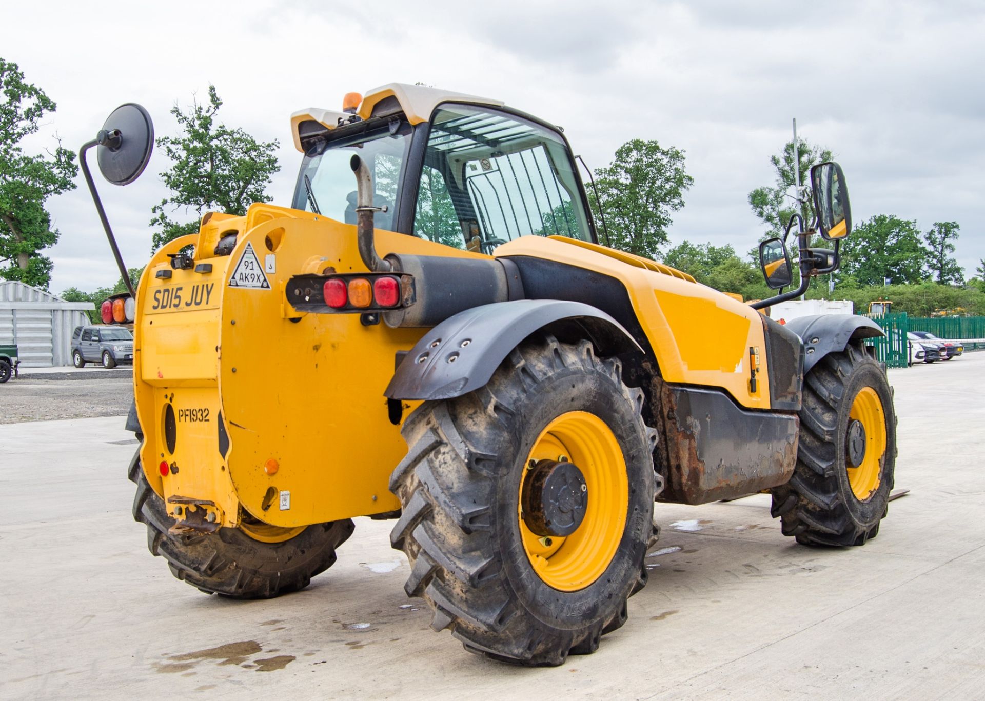 JCB 531-70 7 metre telescopic handler Year: 2015 S/N: 2344403 Recorded Hours: 3831 c/w rear camera - Image 3 of 23