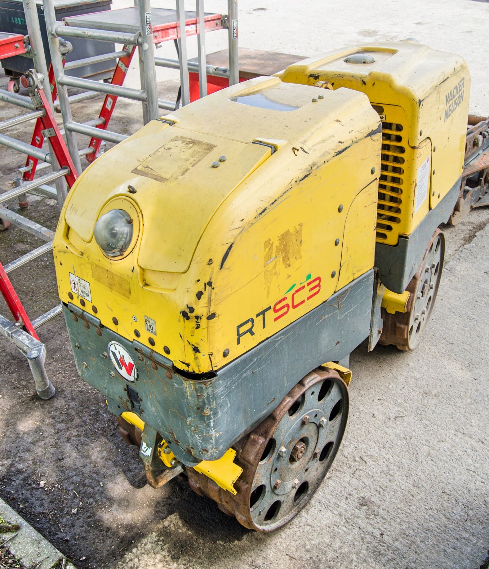 Wacker Neuson RTSC3 diesel driven trench roller c/w remote control Weight: 1495kg HS Code: - Image 2 of 10