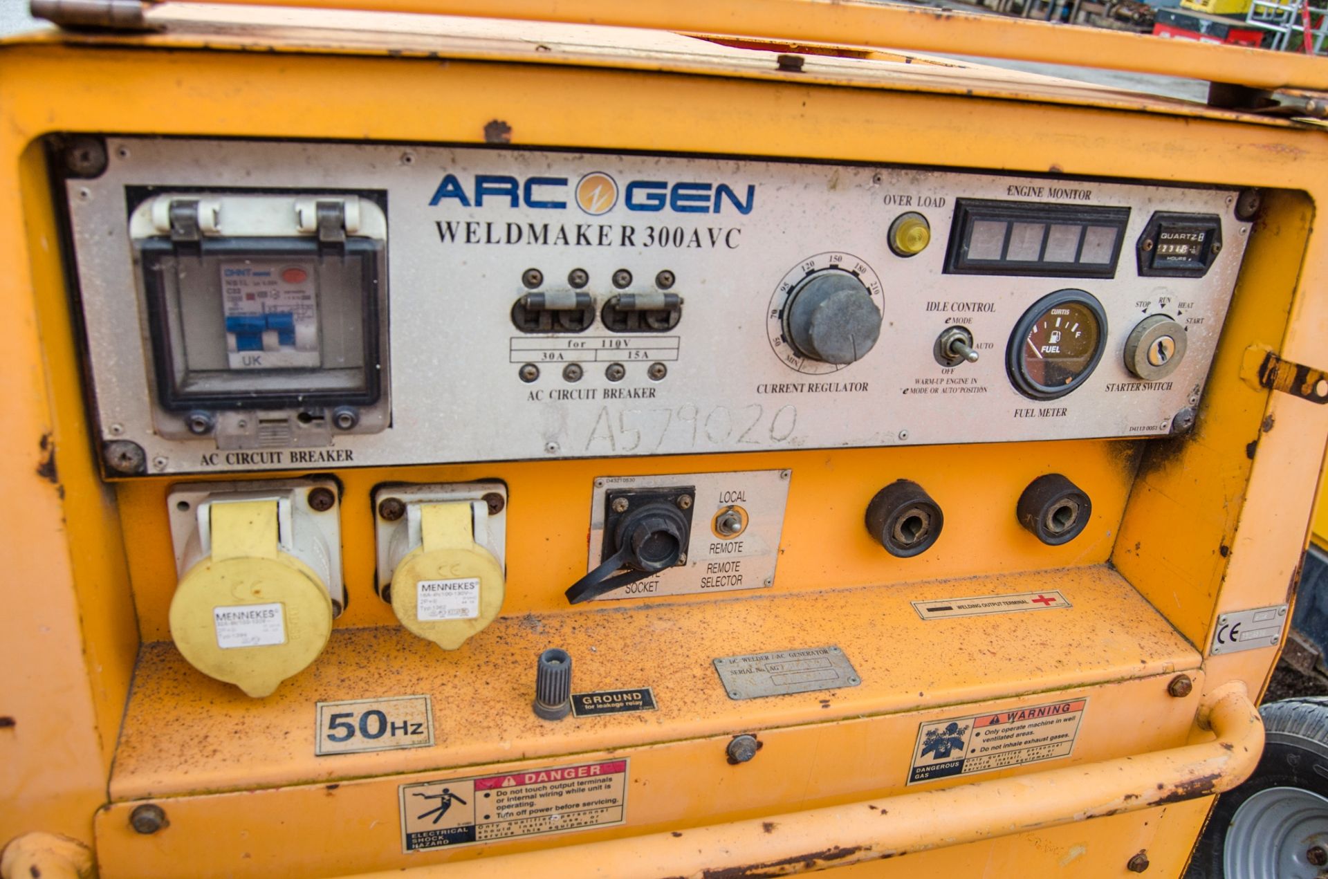Arc Gen Weldmaker R300 AVC diesel driven fast tow welder/generator Year: 2012 S/N: 1302132 - Image 4 of 6