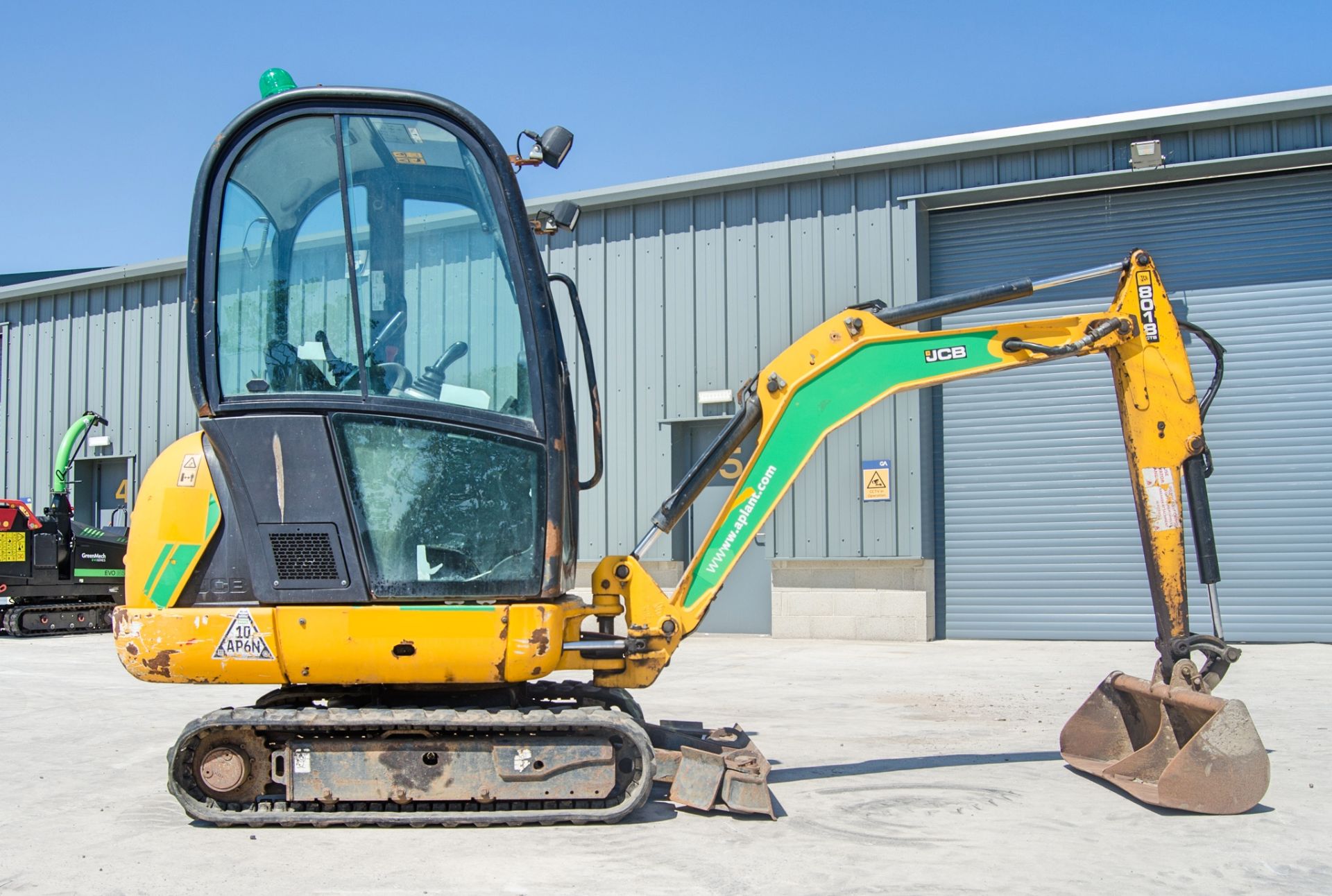 JCB 8018 1.5 tonne rubber tracked mini excavator Year: 2016 S/N: 2497622 Recorded Hours: 2149 blade, - Image 8 of 28