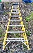 Engex 10 tread glass fibre framed step ladder A672303