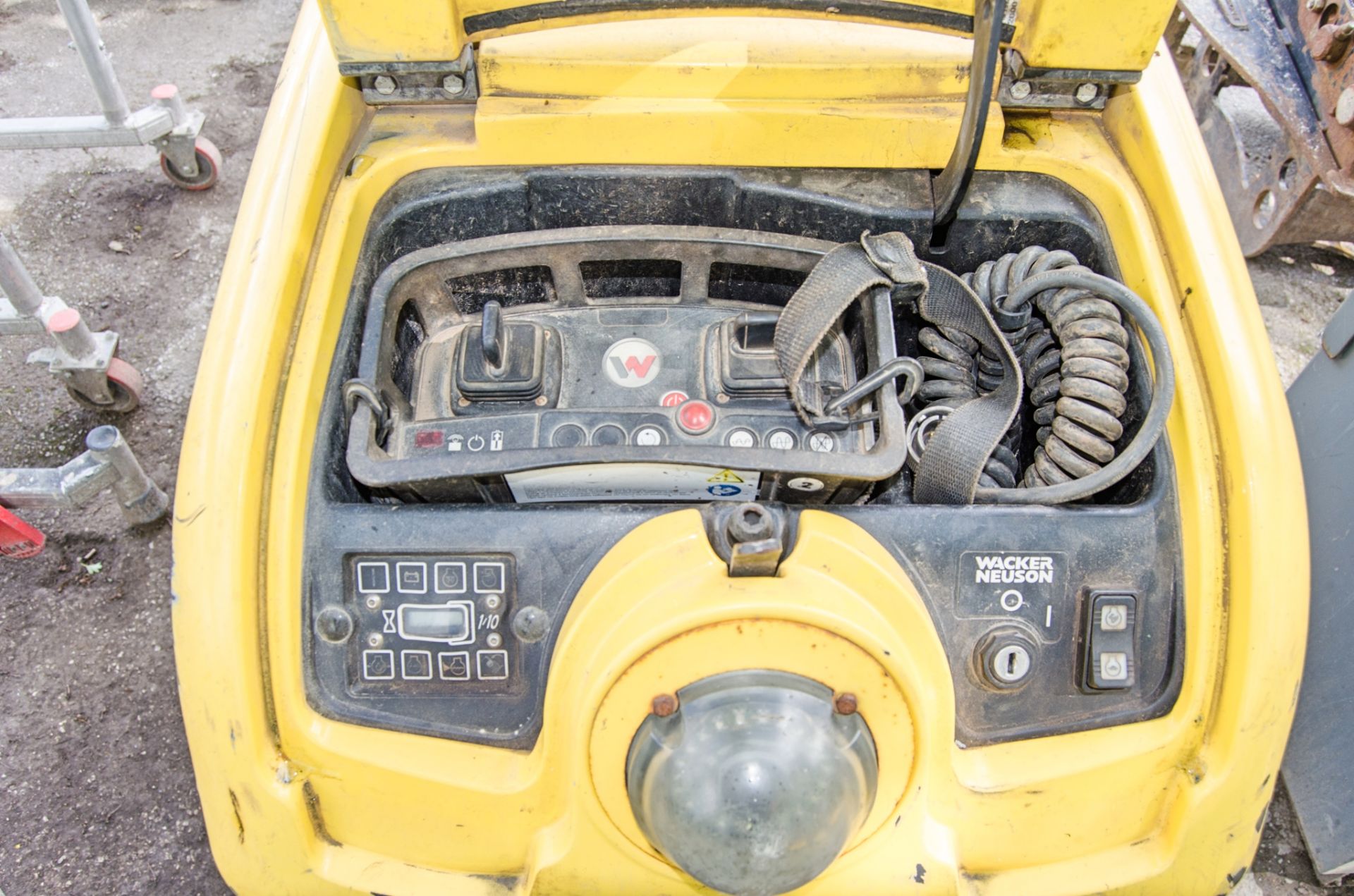 Wacker Neuson RTSC3 diesel driven trench roller c/w remote control Weight: 1495kg HS Code: - Image 9 of 10