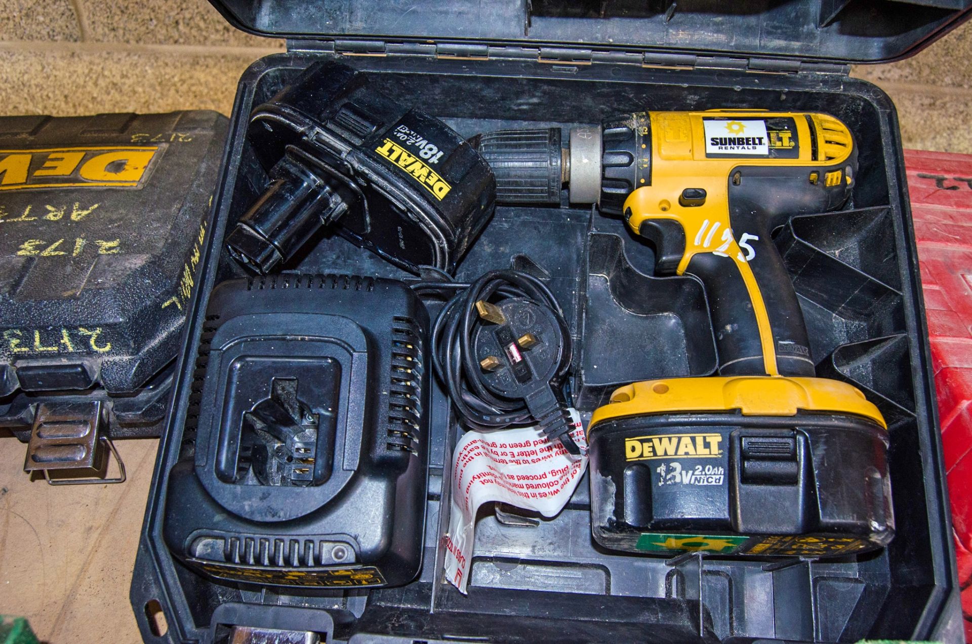 Dewalt DC725 18v cordless power drill c/w 2 batteries, charger and carry case AS3401