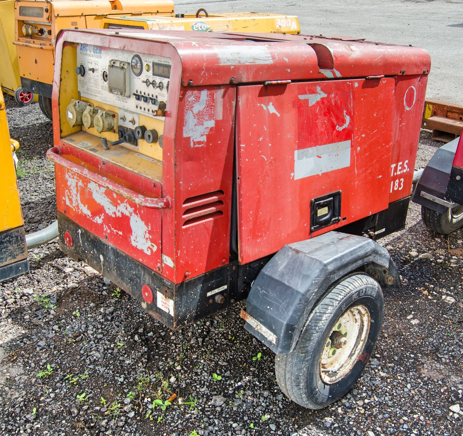 Arc Gen Weldmaker 332SSD diesel driven fast tow welder/generator S/N: 303039 Recorded hours: 6693 ** - Image 2 of 6