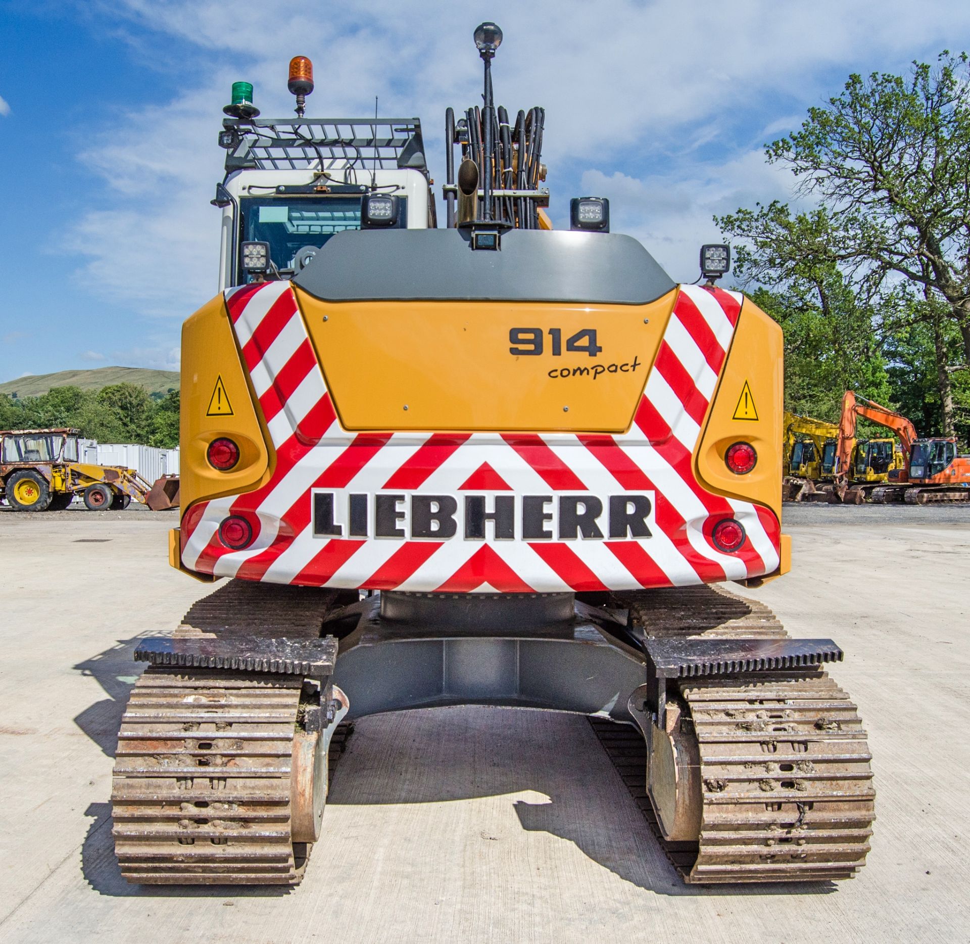 Liebherr 914 Compact 16 tonne steel tracked excavator Year: 2019 S/N: 494331 Recorded Hours: 1188 - Image 6 of 36