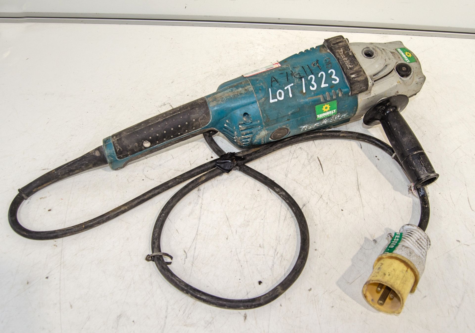 Makita GA9020 110v 230mm angle grinder A741198