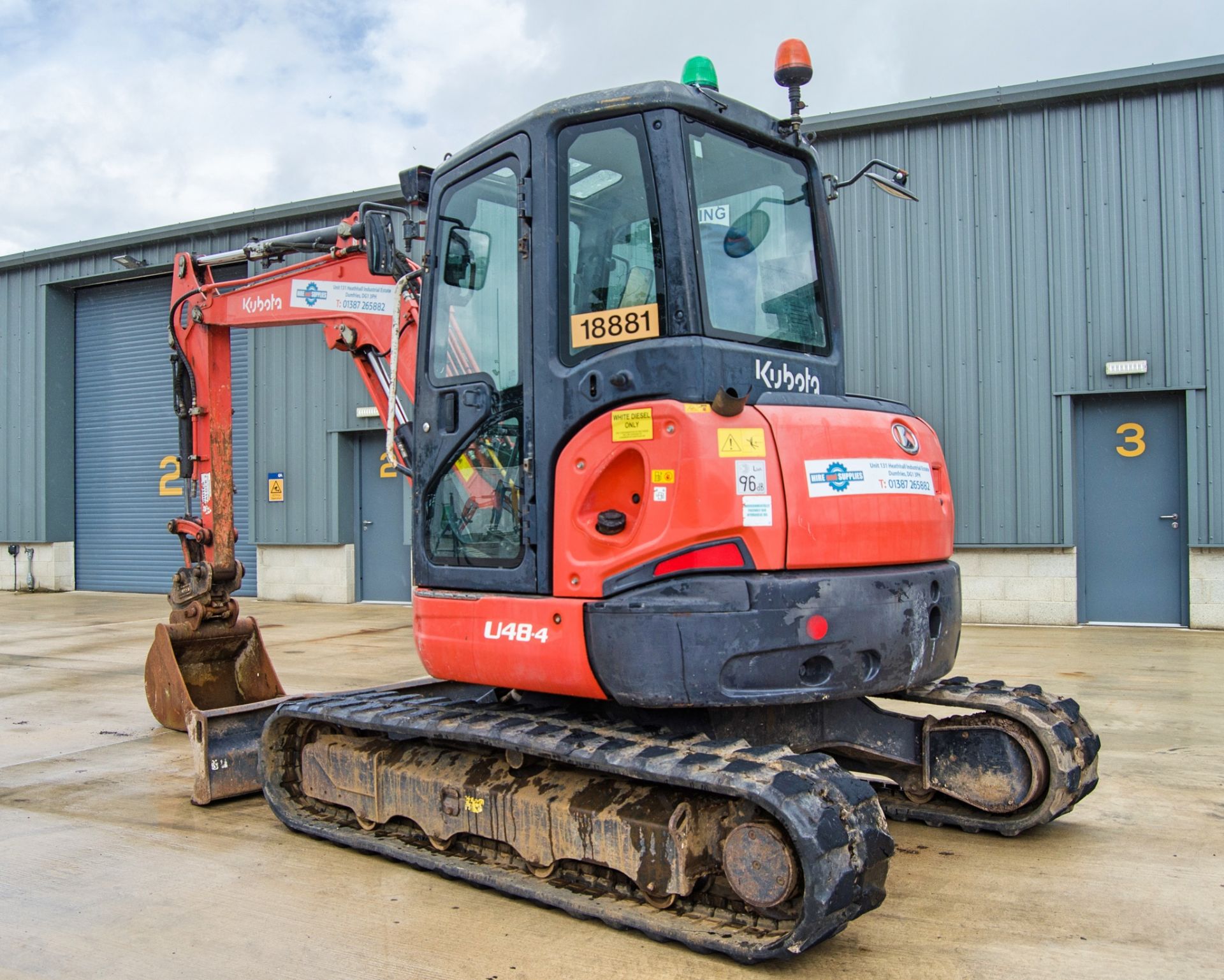 Kubota U48-4 4.8 tonne rubber tracked excavator Year: 2015 S/N: 52800 Recorded Hours: 3093 blade, - Image 4 of 25