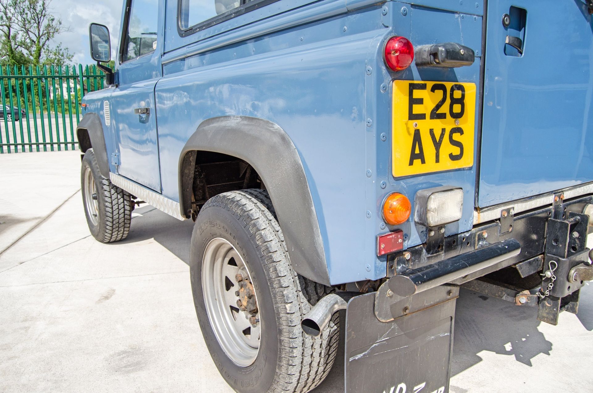 Land Rover 90 2.5 200 Tdi diesel 4wd utility vehicle Registration Number: E28 AYS Date of - Image 10 of 42