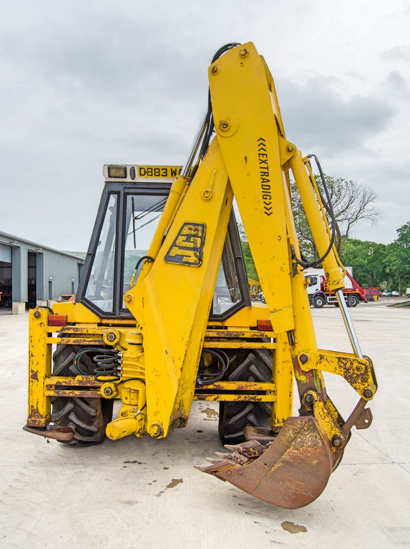 JCB 3CX Sitemaster 4 wheel drive backhoe loader Year: 1985 Recorded Hours: 4862 c/w V5C, 4-in-1 - Image 6 of 24