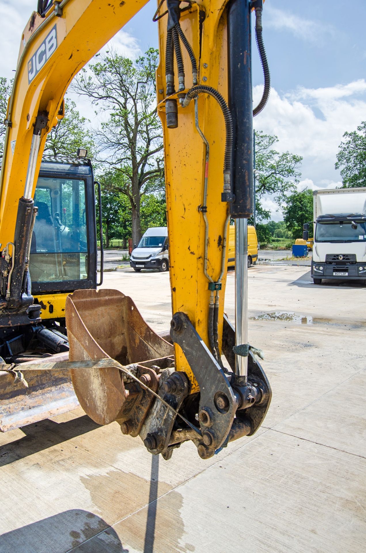 JCB 86C-1 8.5 tonne tubber tracked excavator Year: 2015 S/N: 2250128 Recorded Hours: 5207 blade, - Image 16 of 26