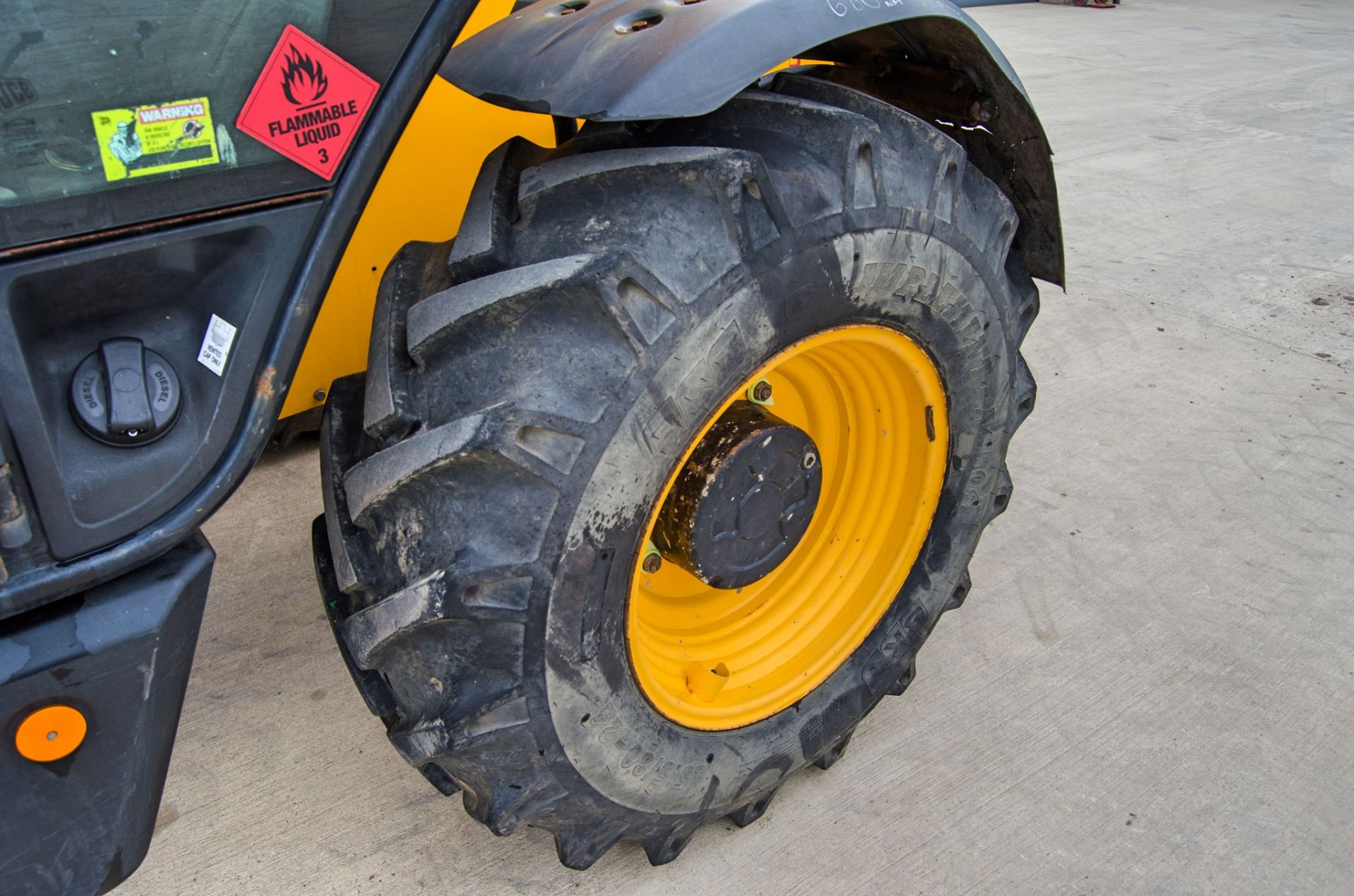 JCB 531-70 7 metre telescopic handler Year: 2015 S/N: 2344403 Recorded Hours: 3831 c/w rear camera - Image 15 of 23