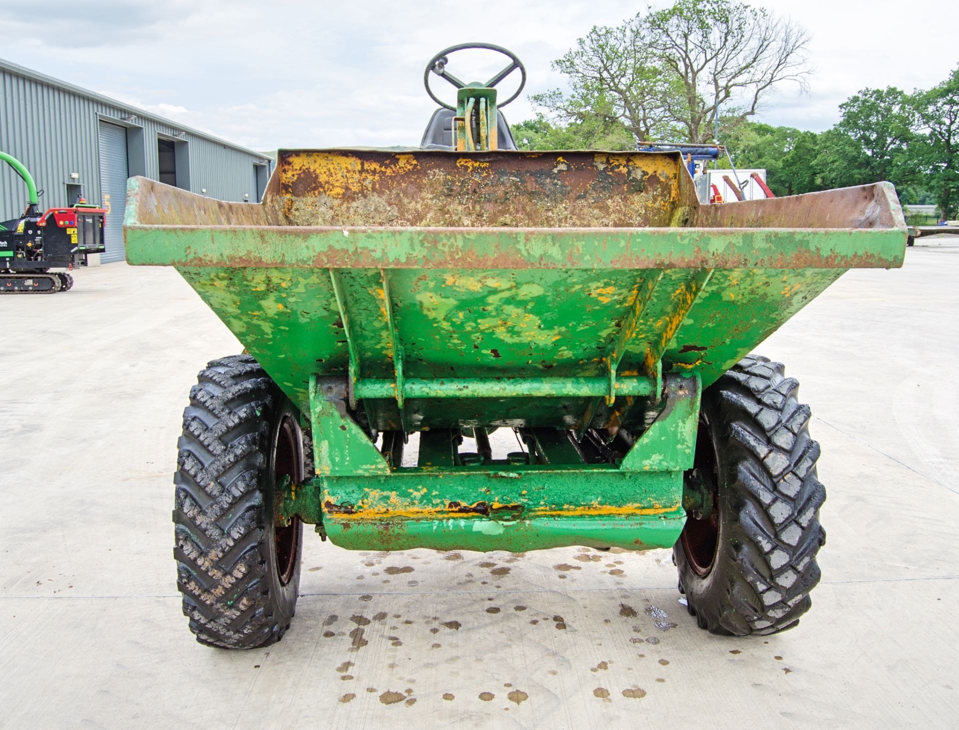 3 tonne straight skip dumper ** No VAT on hammer price but VAT will be charged on the buyers premium - Image 5 of 22